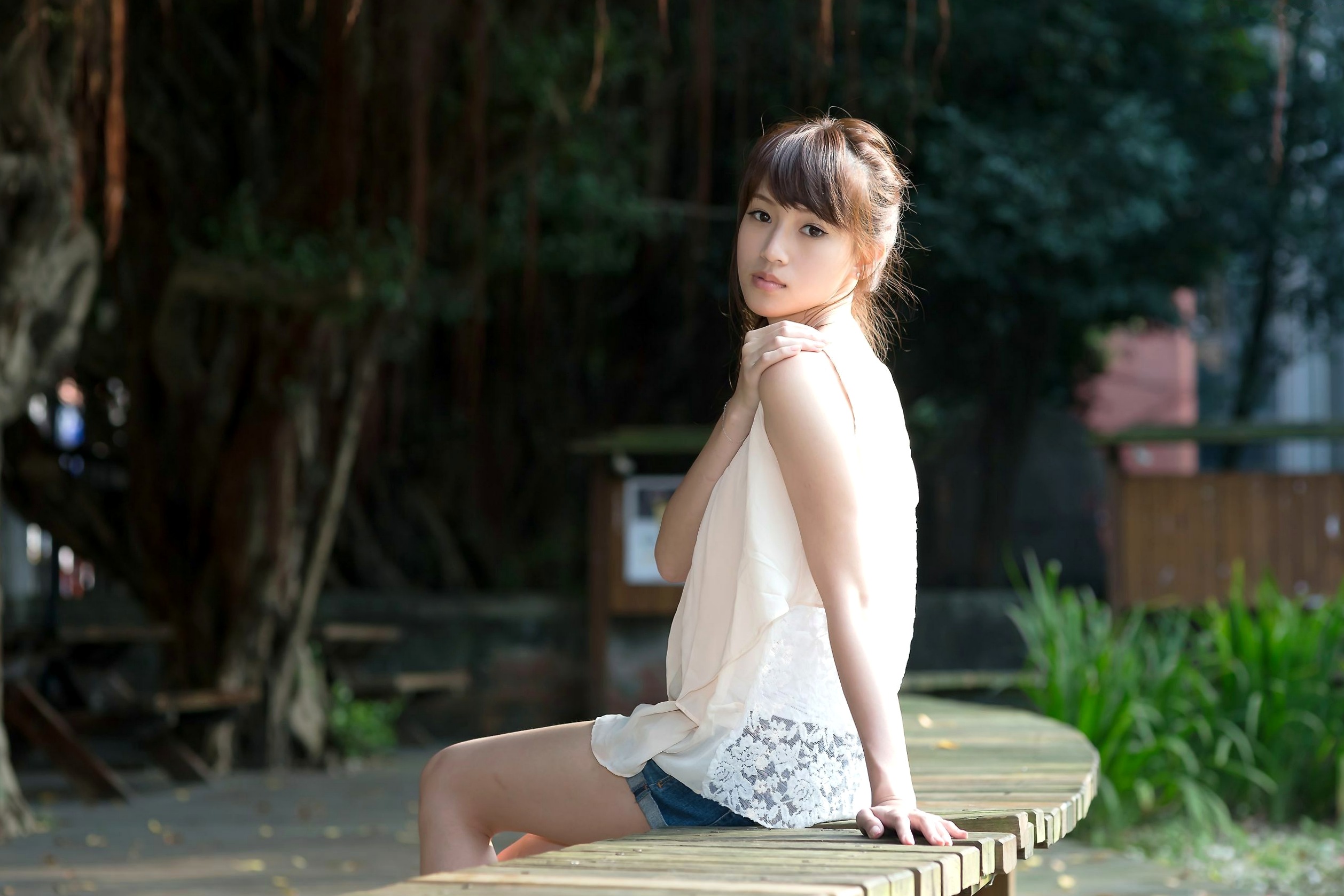 Gallery - 台湾模特 - modelAriel外拍写真：清新校服与简约私房，治愈系甜美女神梦幻展现台湾清纯校服街拍治愈系 女神私房照_秀色女神 - image 9