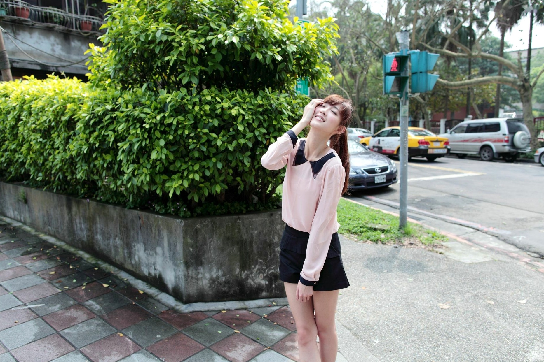 Gallery - 台湾甜美正妹Kila晶晶(金允乔)超短裙清新街拍，户外日常私房写真集街拍台湾美腿清新女神 女神私房照_秀色女神 - image 3