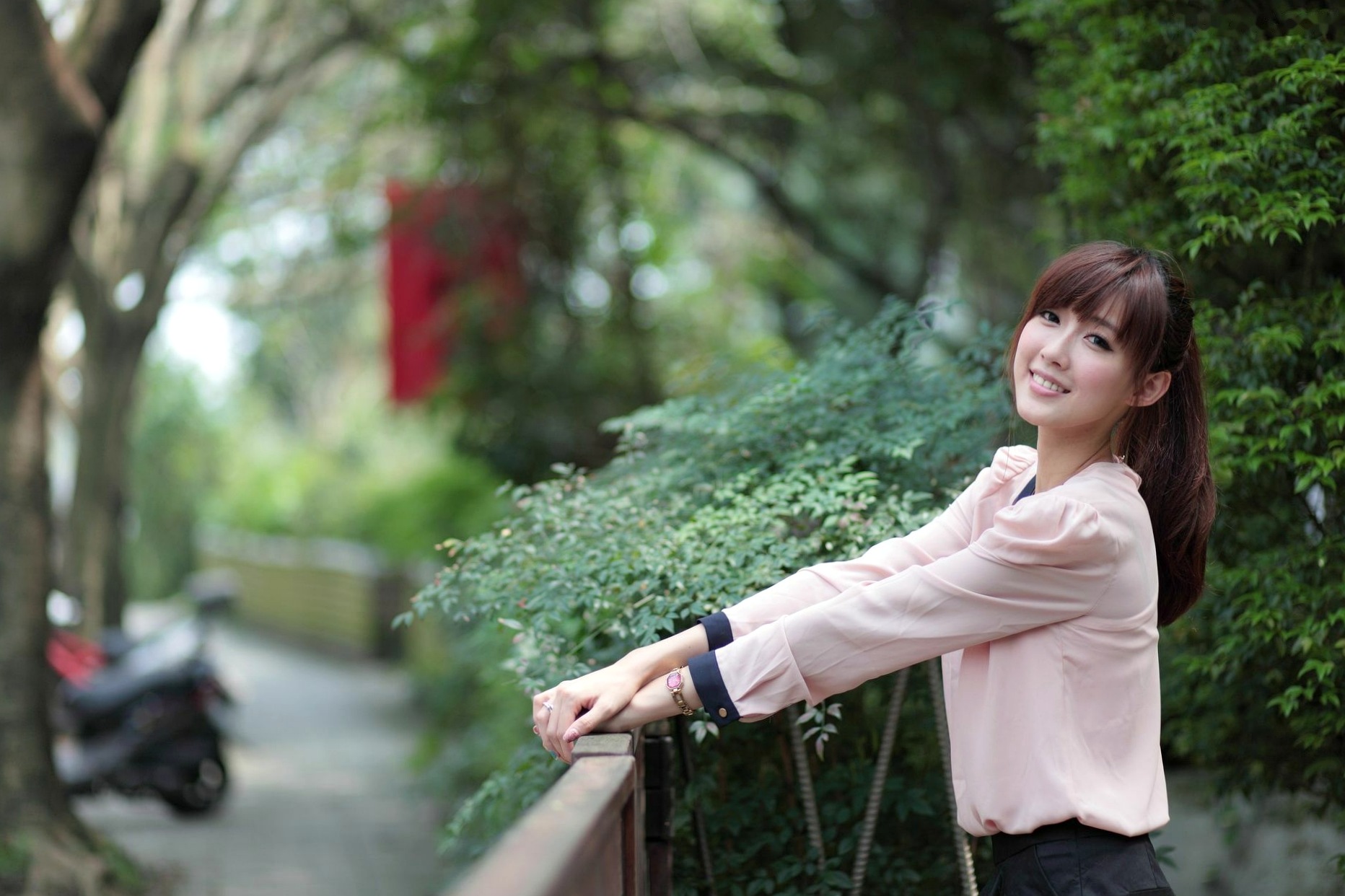 Gallery - 台湾甜美正妹Kila晶晶(金允乔)超短裙清新街拍，户外日常私房写真集街拍台湾美腿清新女神 女神私房照_秀色女神 - image 20