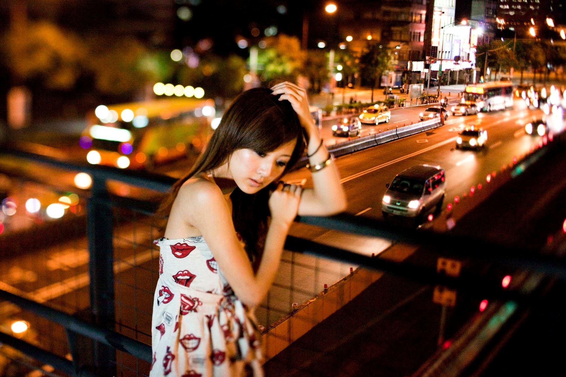 Gallery - 台湾正妹果子MM张允霏夜拍西门町街头时尚写真，甜美清纯展现都市街拍魅力台湾街拍清纯清新女神 女神私房照_秀色女神 - image 43