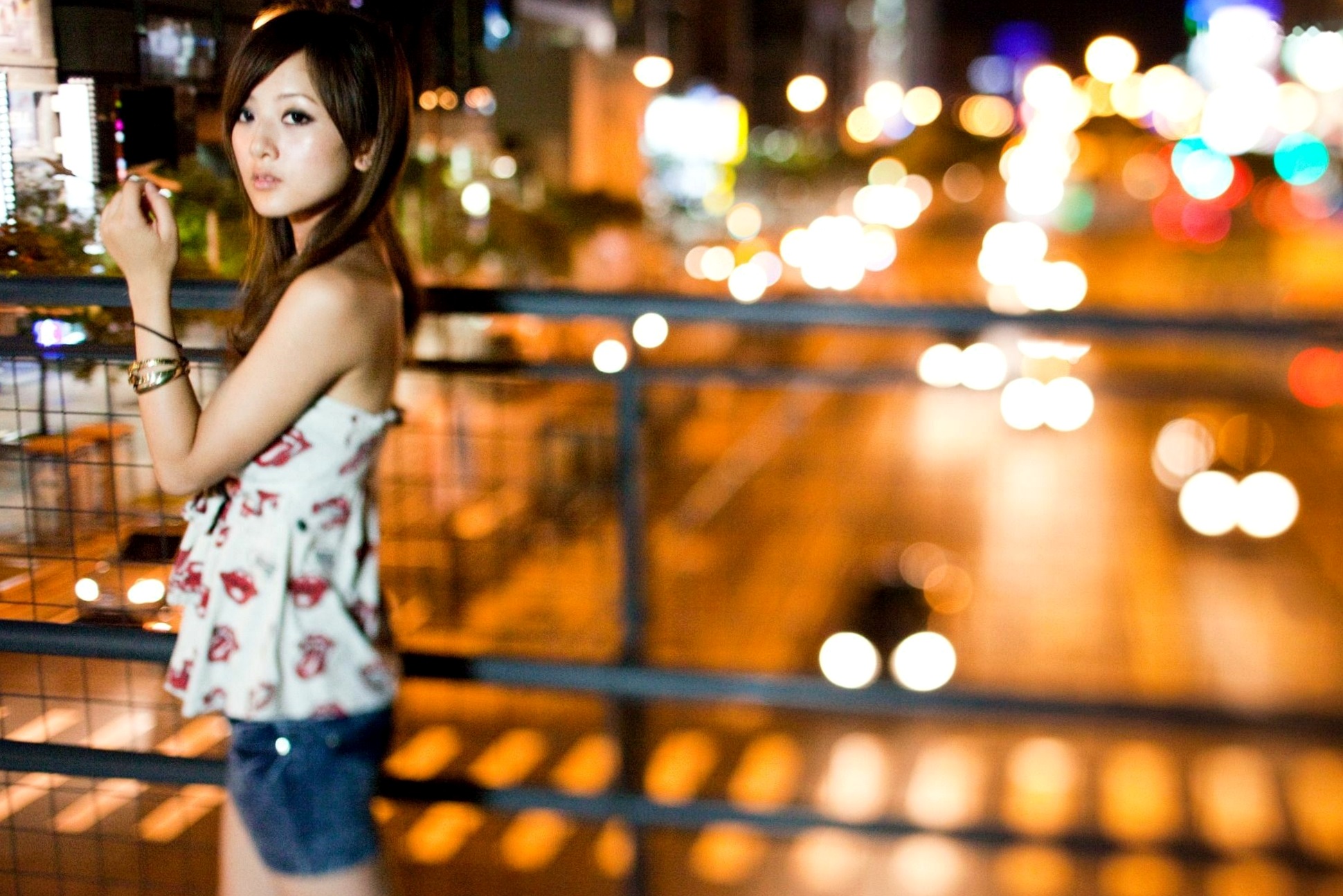 Gallery - 台湾正妹果子MM张允霏夜拍西门町街头时尚写真，甜美清纯展现都市街拍魅力台湾街拍清纯清新女神 女神私房照_秀色女神 - image 47