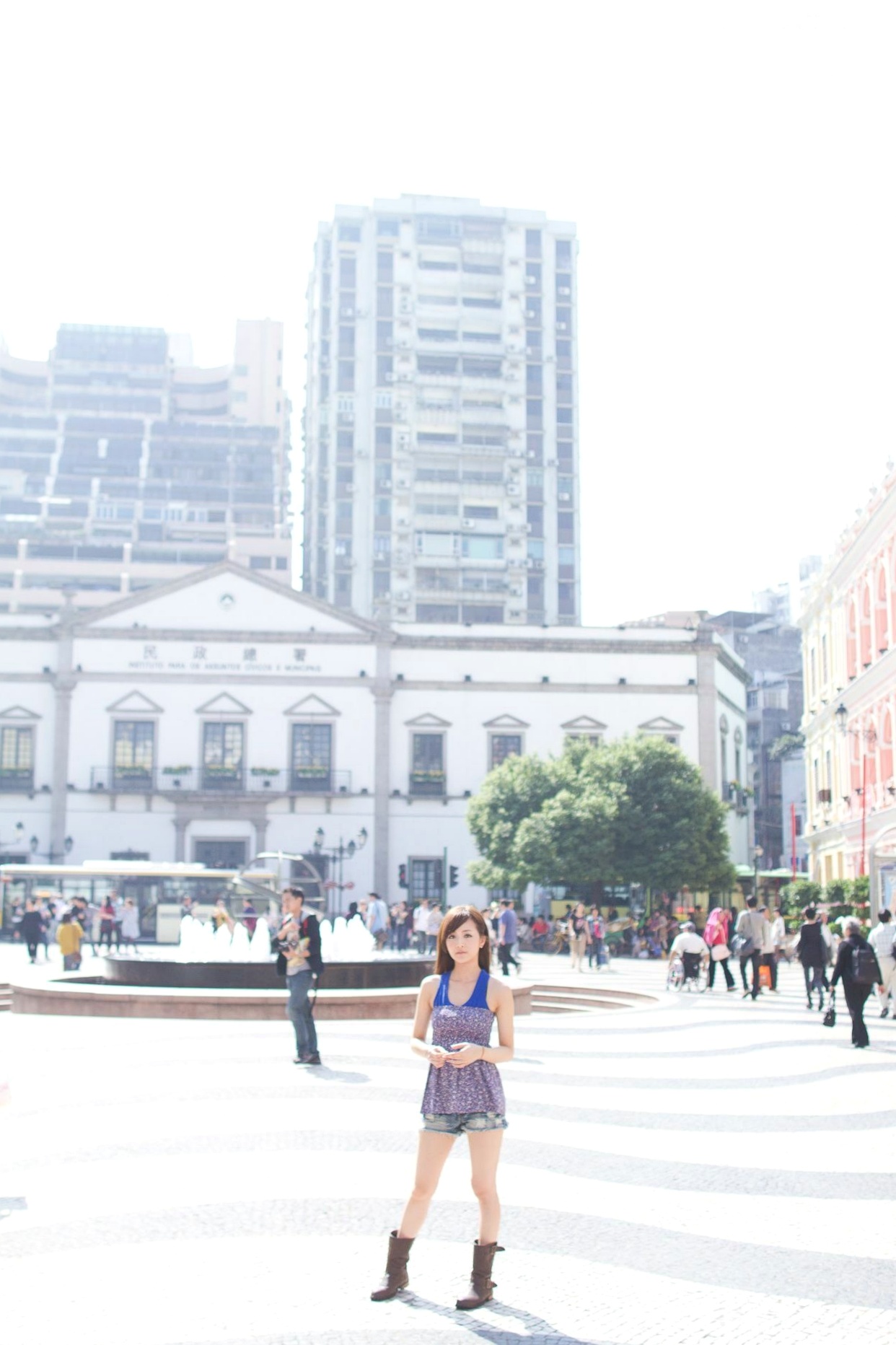 Gallery - 台湾正妹张凯洁Mikako港澳行街拍系列，碎花裙清新文艺写真，动感广场风情台湾街拍清新气质户外 女神私房照_秀色女神 - image 131