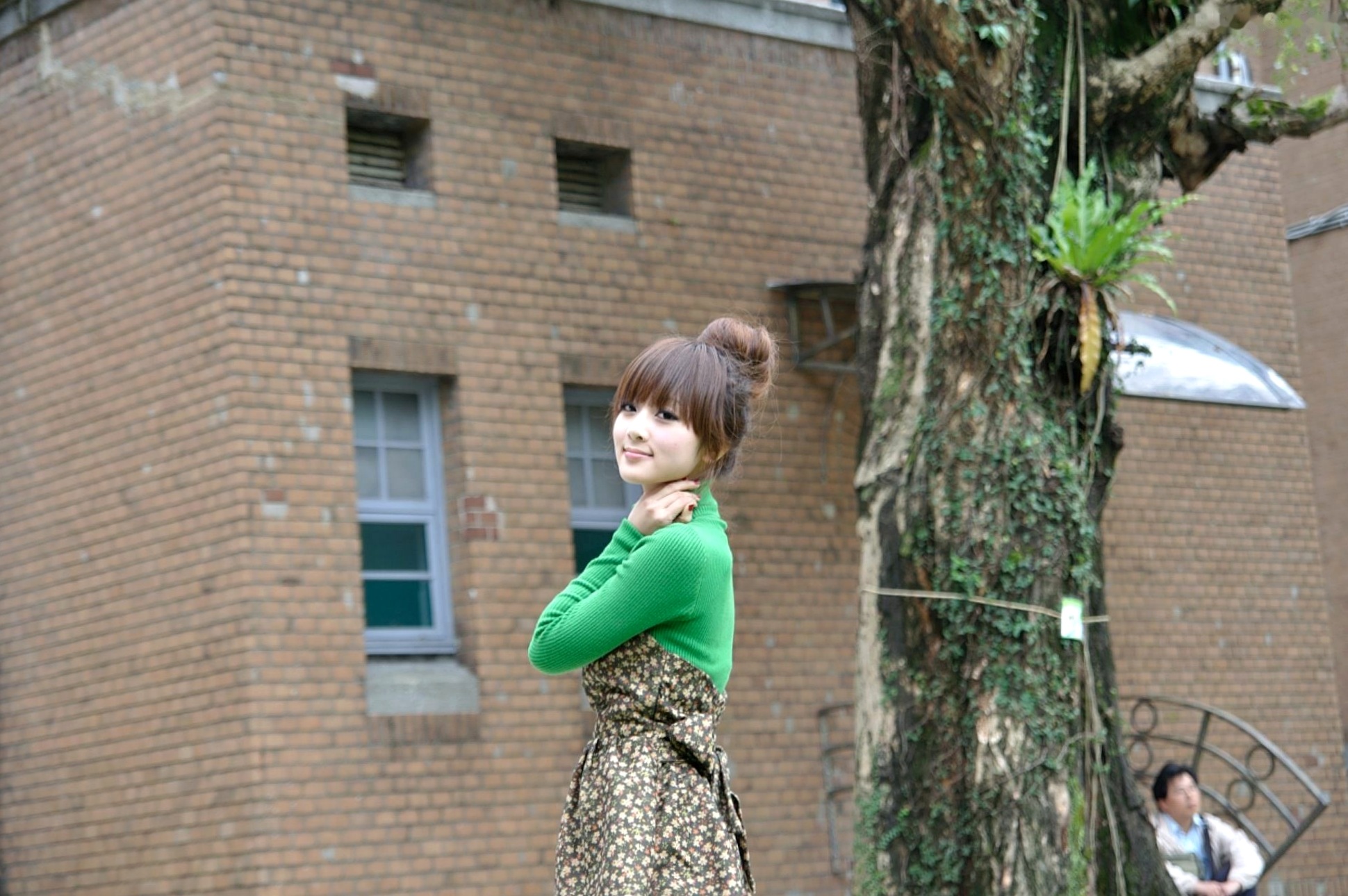 Gallery - 台湾正妹张允霏/果子MM《台大外拍》第5部，校园清新风，碎花裙单车少女高清写真集台湾户外清纯治愈系 女神私房照_秀色女神 - image 35