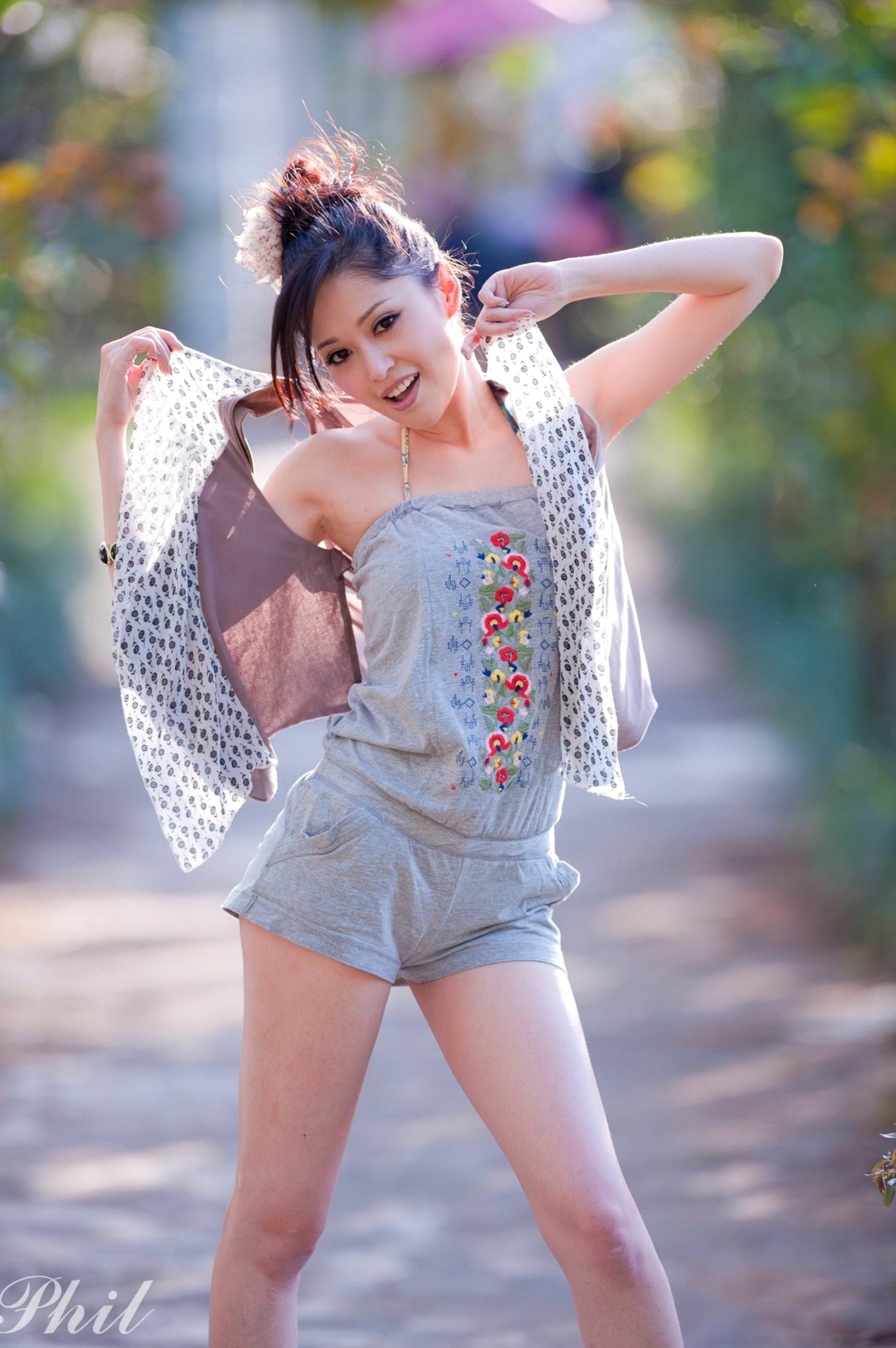 Gallery - 台湾女神Avy杜可薇花园户外清纯外拍，甜美阳光夏日吊带短裤写真集台湾清新户外治愈系女神 女神私房照_秀色女神 - image 46