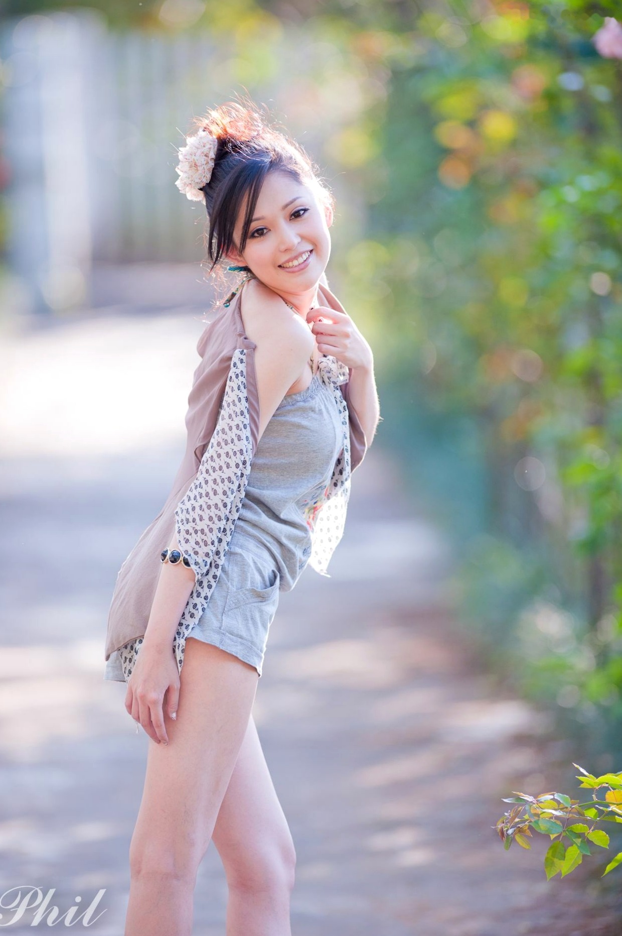 Gallery - 台湾女神Avy杜可薇花园户外清纯外拍，甜美阳光夏日吊带短裤写真集台湾清新户外治愈系女神 女神私房照_秀色女神 - image 55