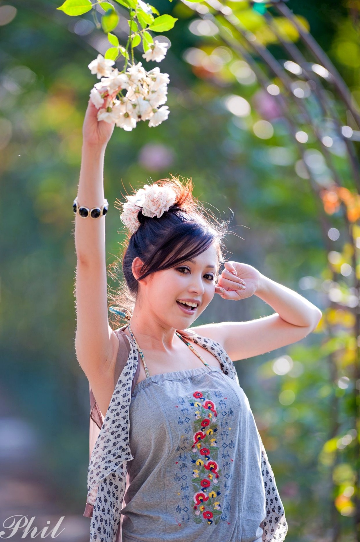 Gallery - 台湾女神Avy杜可薇花园户外清纯外拍，甜美阳光夏日吊带短裤写真集台湾清新户外治愈系女神 女神私房照_秀色女神 - image 65