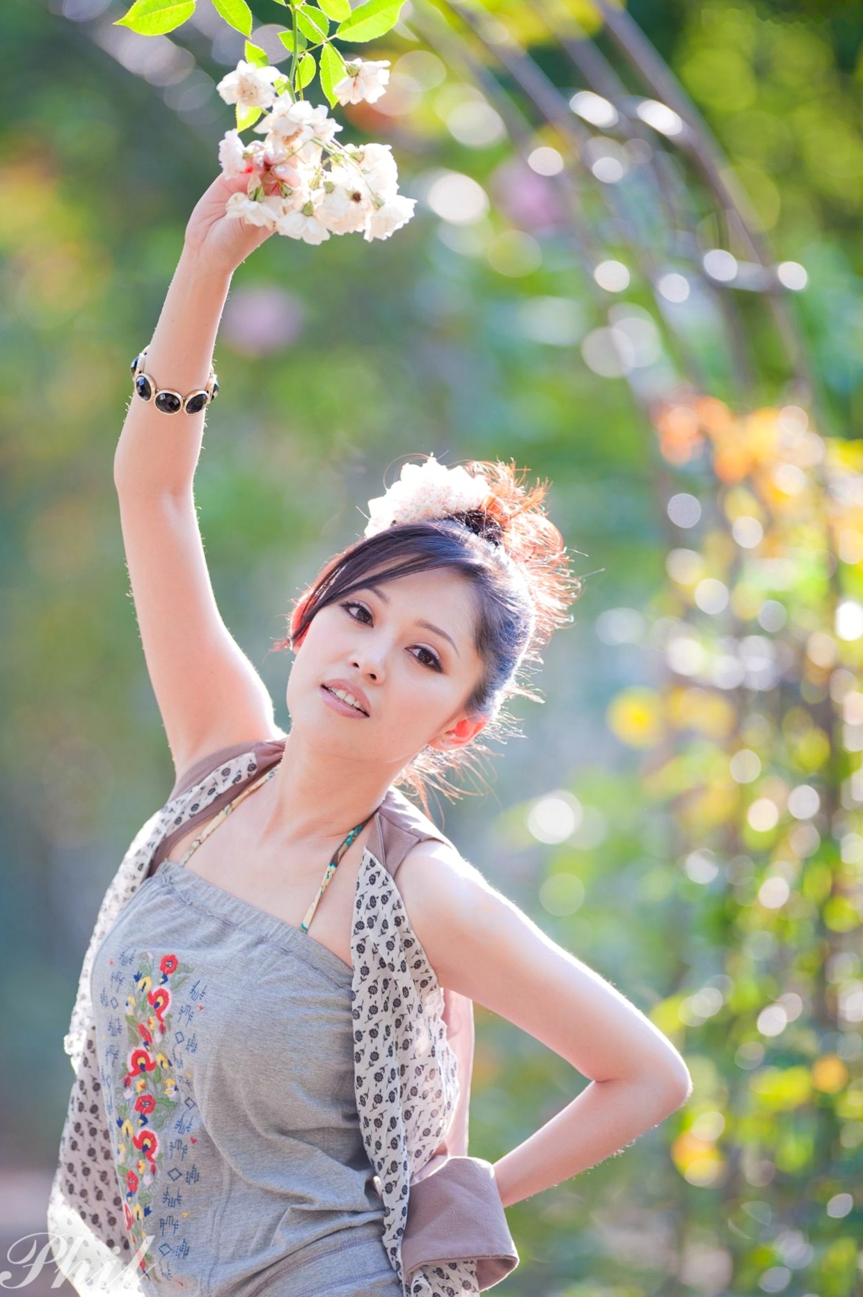 Gallery - 台湾女神Avy杜可薇花园户外清纯外拍，甜美阳光夏日吊带短裤写真集台湾清新户外治愈系女神 女神私房照_秀色女神 - image 69