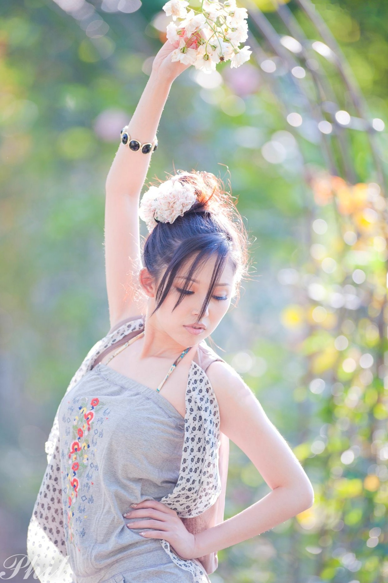 Gallery - 台湾女神Avy杜可薇花园户外清纯外拍，甜美阳光夏日吊带短裤写真集台湾清新户外治愈系女神 女神私房照_秀色女神 - image 70