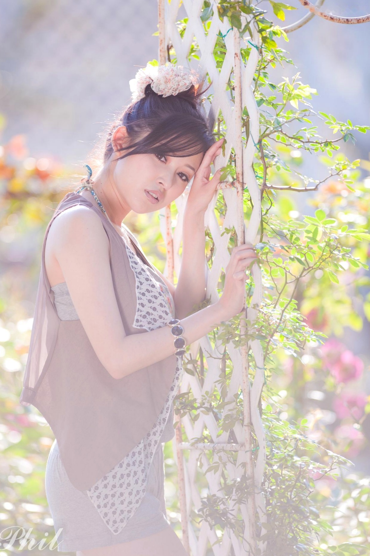 Gallery - 台湾女神Avy杜可薇花园户外清纯外拍，甜美阳光夏日吊带短裤写真集台湾清新户外治愈系女神 女神私房照_秀色女神 - image 94