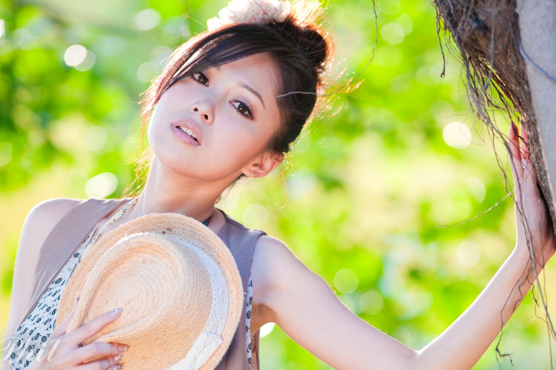 Gallery - 台湾女神Avy杜可薇花园户外清纯外拍，甜美阳光夏日吊带短裤写真集台湾清新户外治愈系女神 女神私房照_秀色女神 - image 128