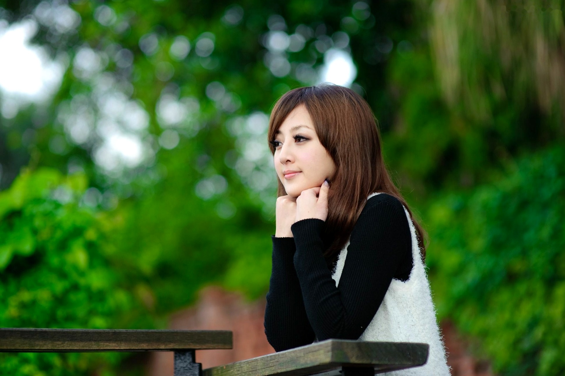 Gallery - 台湾正妹果子Mikako淡水外拍写真，清新甜美冬季穿搭尽显治愈系少女质感台湾户外清新治愈系街拍 女神私房照_秀色女神 - image 5
