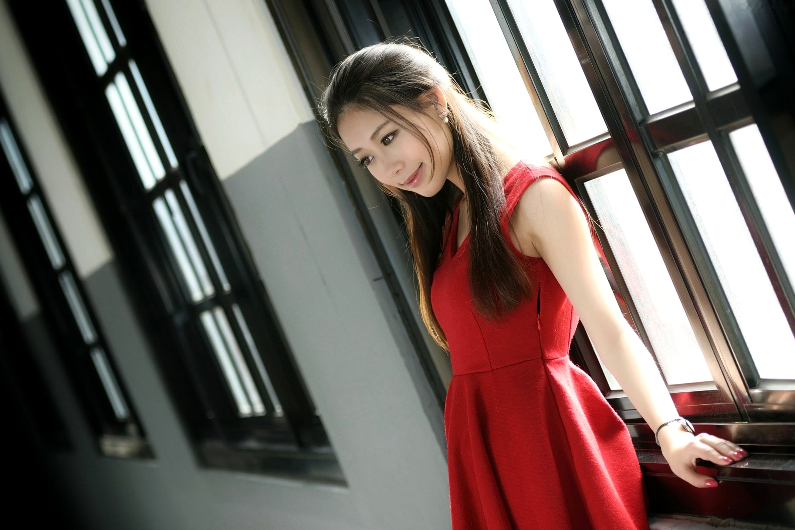 Gallery - 台湾女神佳贝儿《唯美时尚外拍》户外写真，清纯侧颜与迷人光影的视觉盛宴台湾清新气质户外治愈系 女神私房照_秀色女神 - image 8