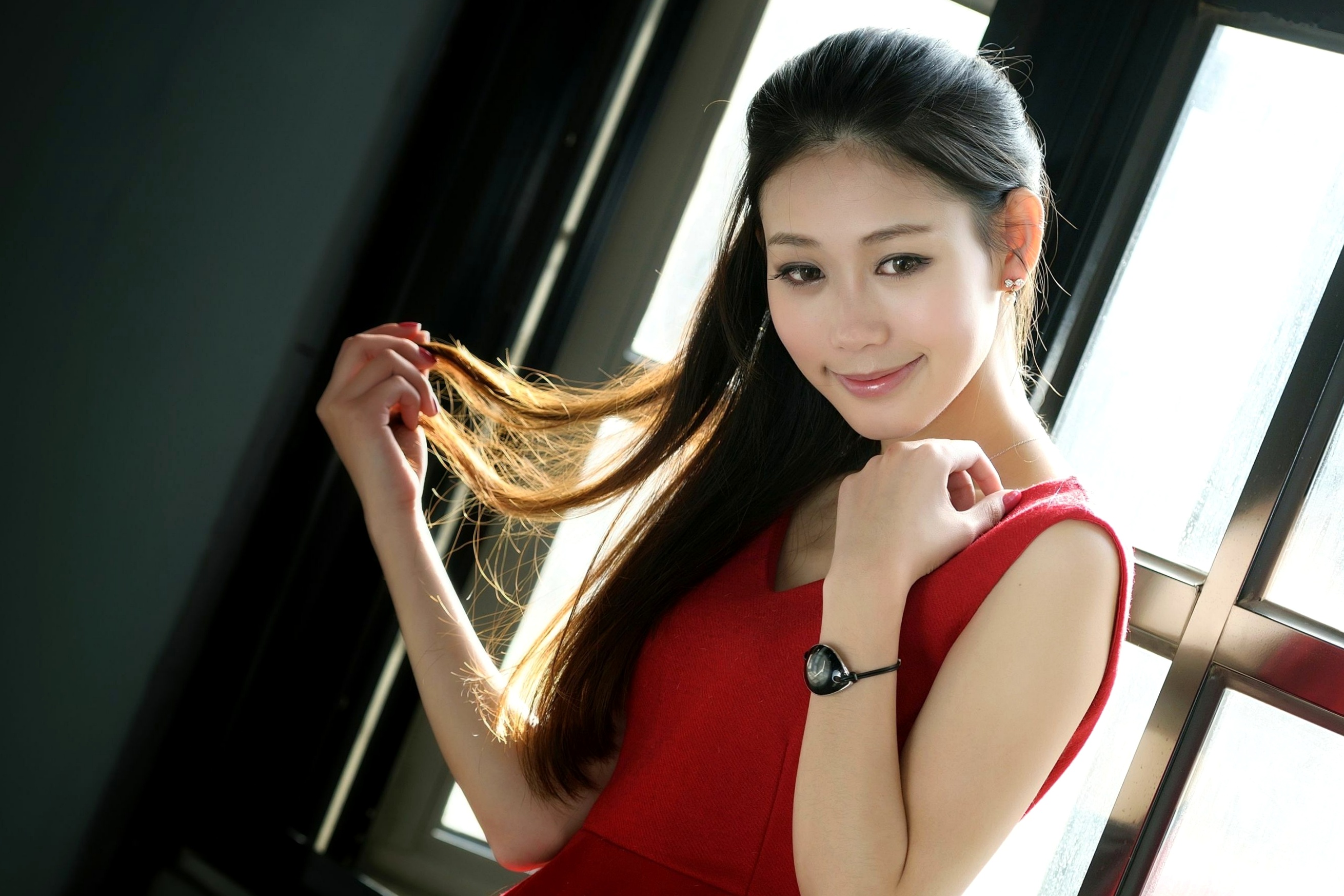 Gallery - 台湾女神佳贝儿《唯美时尚外拍》户外写真，清纯侧颜与迷人光影的视觉盛宴台湾清新气质户外治愈系 女神私房照_秀色女神 - image 11