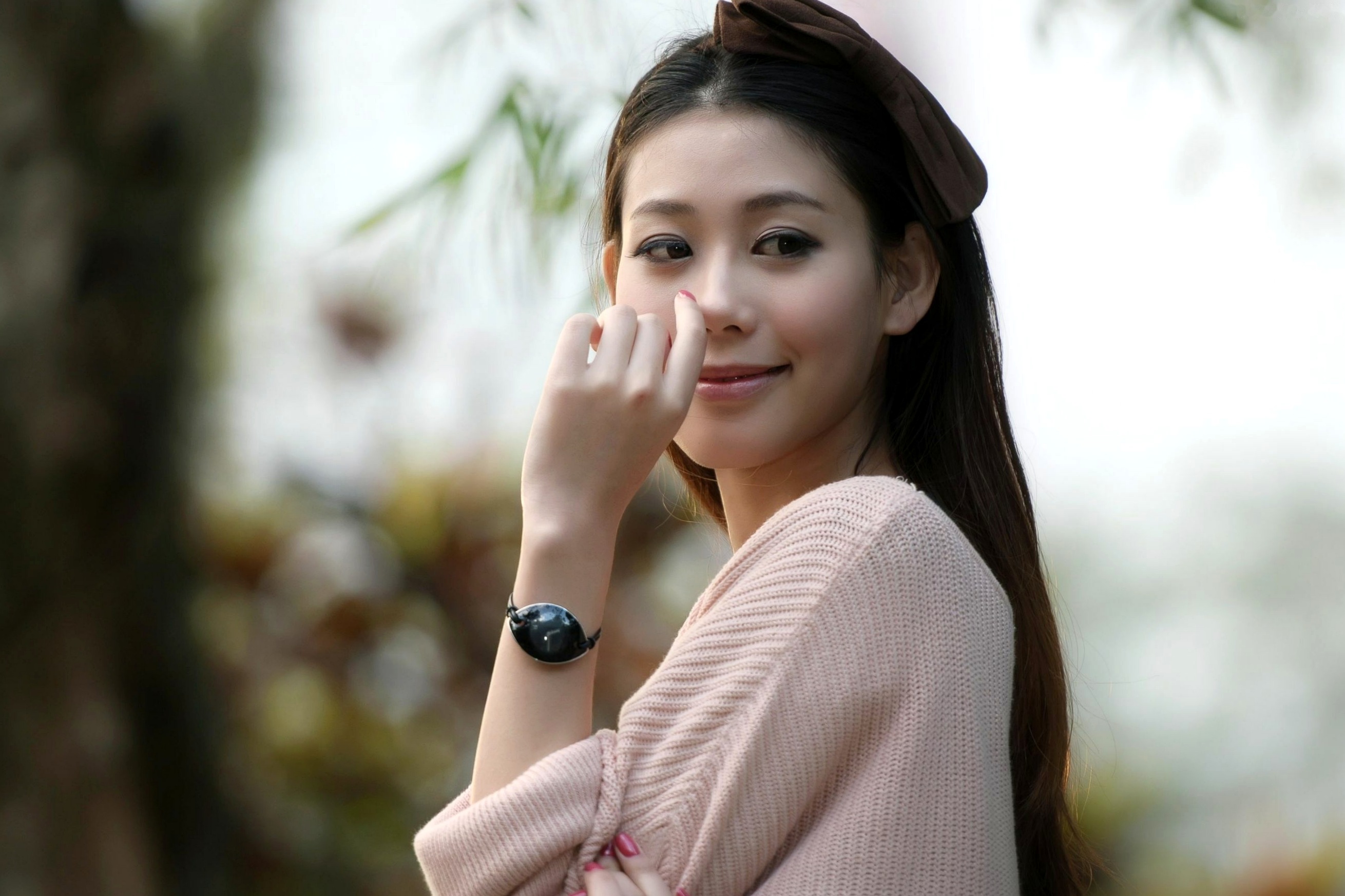 Gallery - 台湾女神佳贝儿《唯美时尚外拍》户外写真，清纯侧颜与迷人光影的视觉盛宴台湾清新气质户外治愈系 女神私房照_秀色女神 - image 21