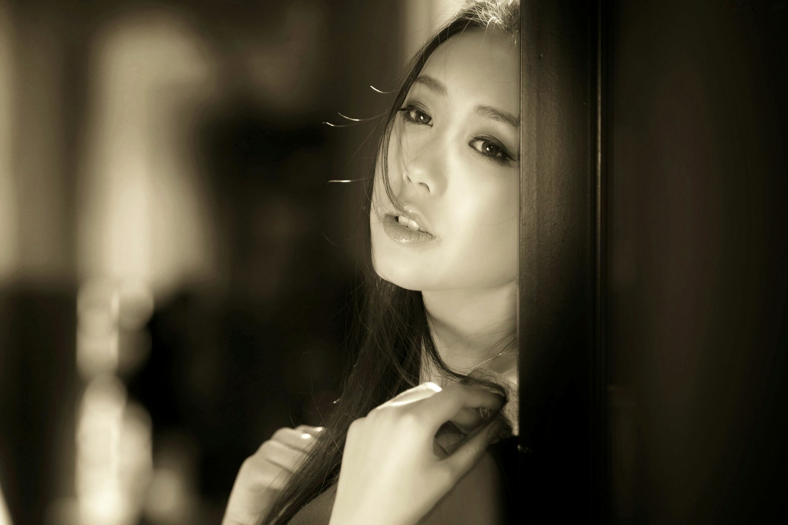 Gallery - 台湾女神佳贝儿《唯美时尚外拍》户外写真，清纯侧颜与迷人光影的视觉盛宴台湾清新气质户外治愈系 女神私房照_秀色女神 - image 22