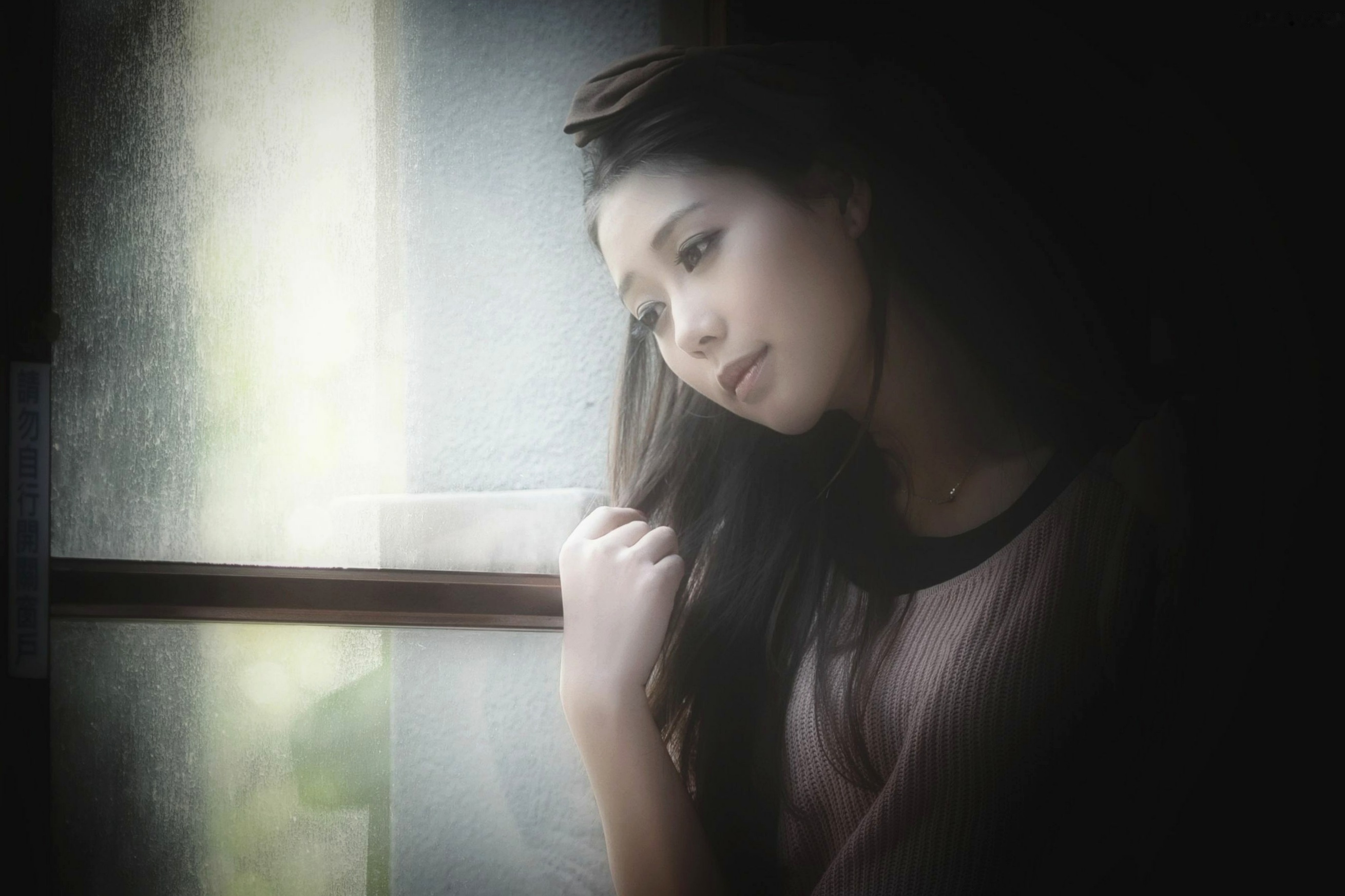 Gallery - 台湾女神佳贝儿《唯美时尚外拍》户外写真，清纯侧颜与迷人光影的视觉盛宴台湾清新气质户外治愈系 女神私房照_秀色女神 - image 26