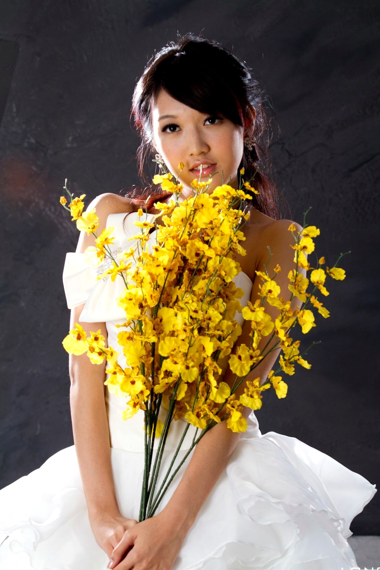 Gallery - 台湾正妹模特 - model陈玮廷Jill纯白婚纱写真，精致礼服尽显古典浪漫优雅气质台湾婚纱气质优雅 女神私房照_秀色女神 - image 22