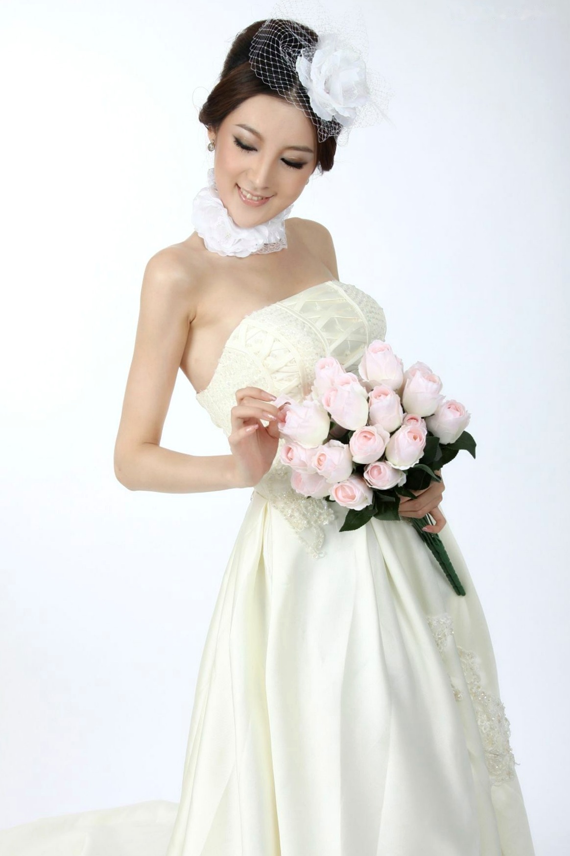 Gallery - 台湾正妹吴鑫桐YOYO写真：黑裙野性诱惑与纯洁婚纱的曼妙碰撞女神性感诱惑冷艳婚纱 女神私房照_秀色女神 - image 22