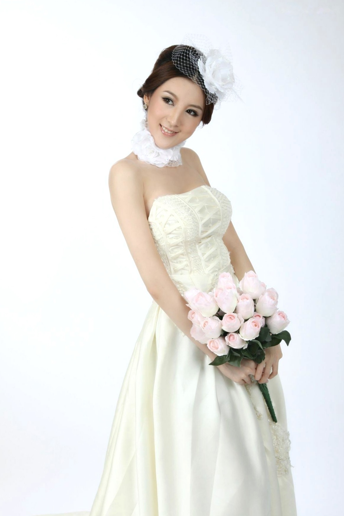 Gallery - 台湾正妹吴鑫桐YOYO写真：黑裙野性诱惑与纯洁婚纱的曼妙碰撞女神性感诱惑冷艳婚纱 女神私房照_秀色女神 - image 27