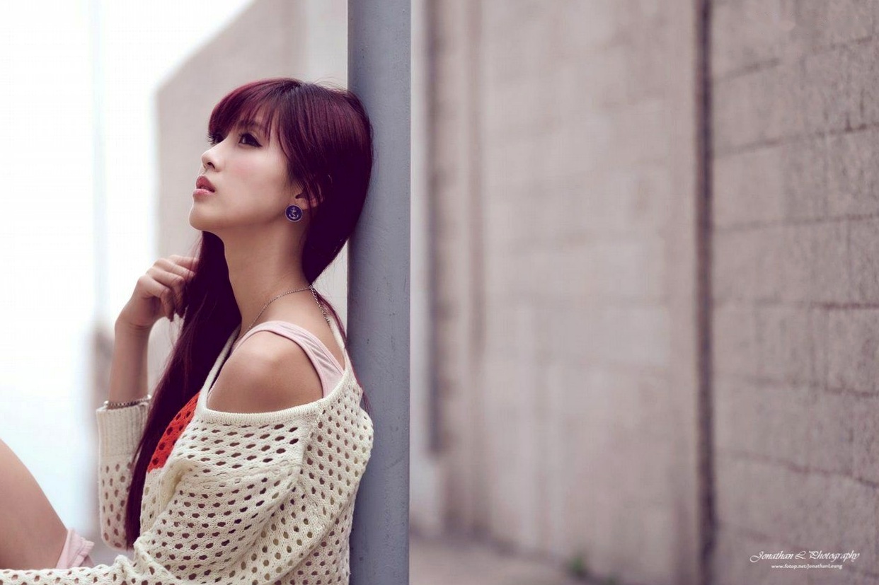 Gallery - 台湾正妹Winnie小雪与晶晶（金允乔）港澳清新街拍写真，百变造型演绎都市时尚潮流台湾街拍清新治愈系气质 女神私房照_秀色女神 - image 33