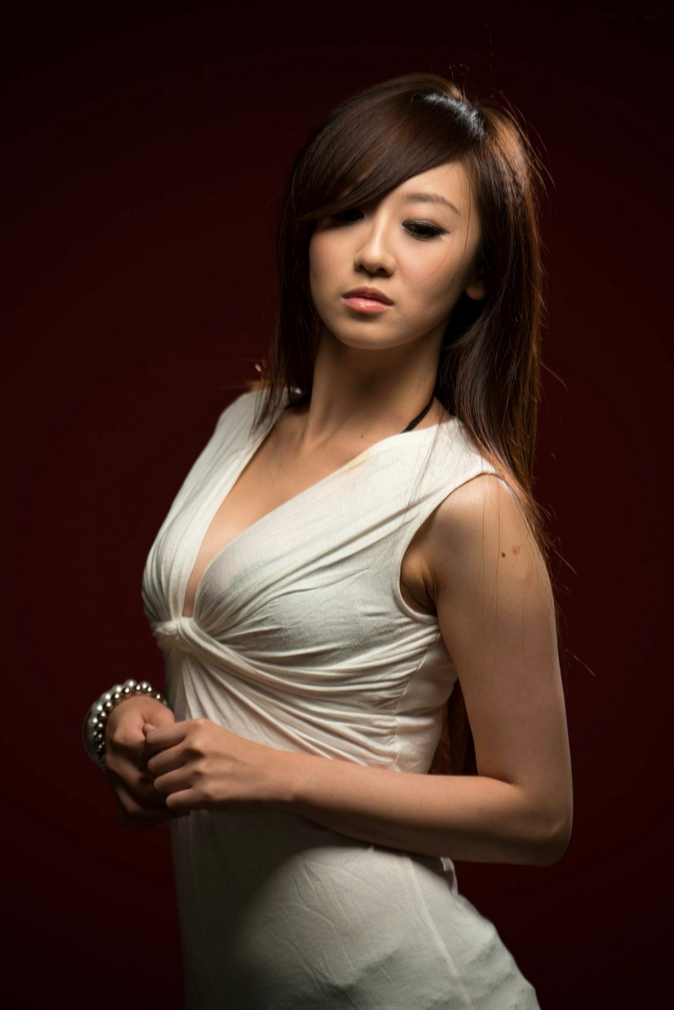 台湾正妹鲔鱼徐玮吟与蔡小洁写真集：清新户外私房与温馨室内居家风格合集
