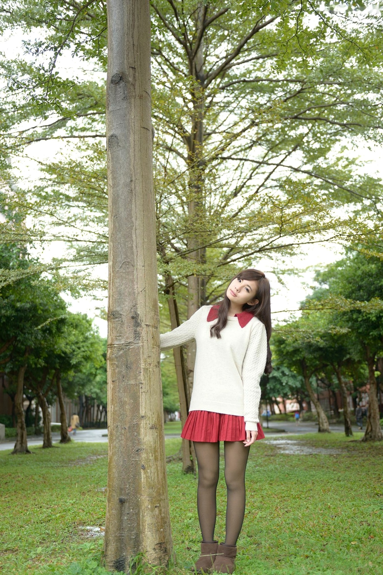 Gallery - 台湾正妹鲔鱼徐玮吟与蔡小洁写真集：清新户外私房与温馨室内居家风格合集台湾清新治愈系私房照户外 女神私房照_秀色女神 - image 35