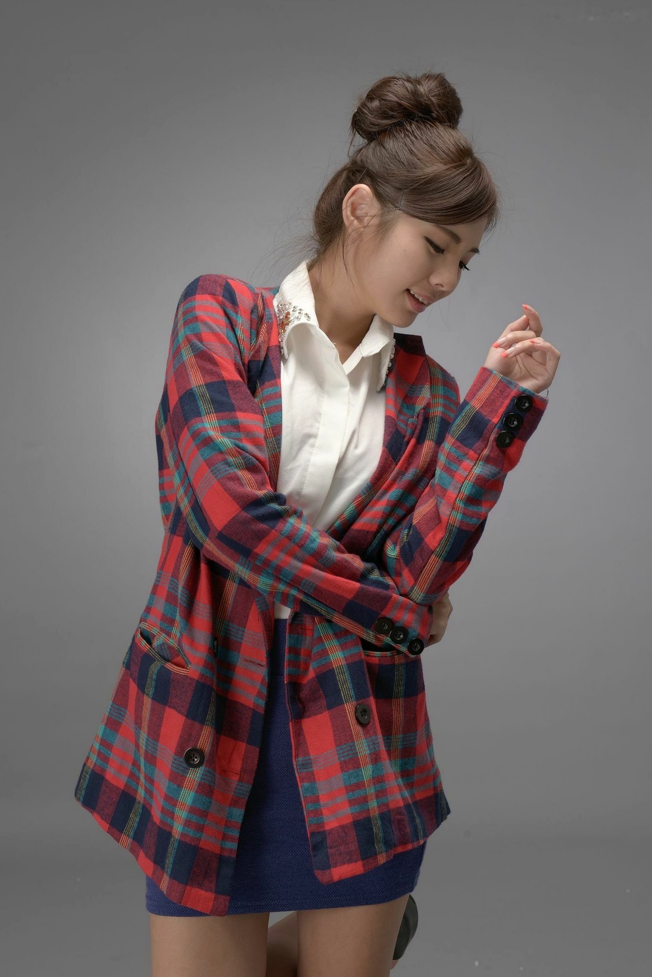 Gallery - 台湾正妹鲔鱼徐玮吟与蔡小洁写真集：清新户外私房与温馨室内居家风格合集台湾清新治愈系私房照户外 女神私房照_秀色女神 - image 88