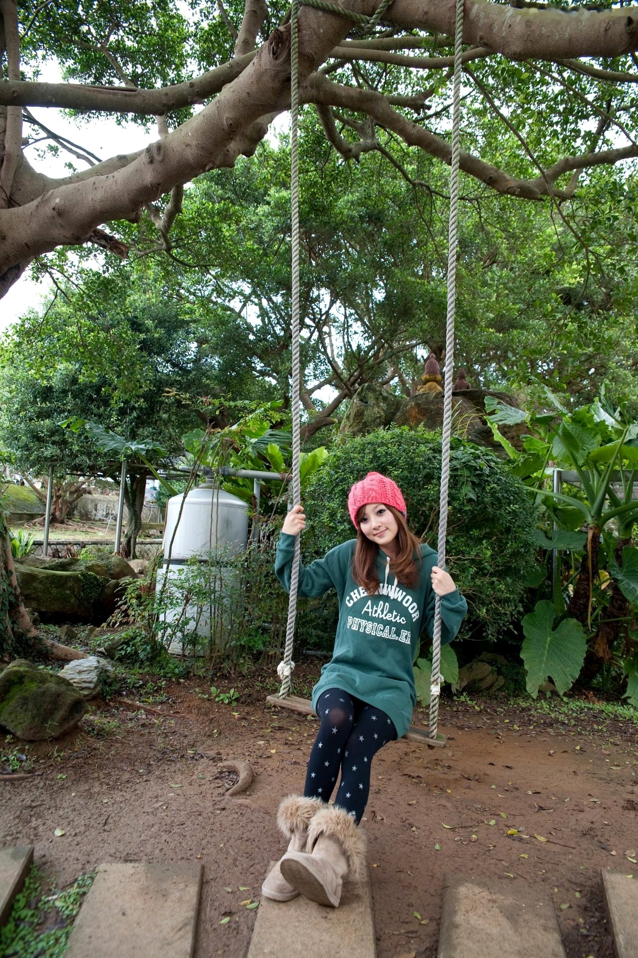 Gallery - 台湾正妹果子MM张凯洁《法国农庄外拍》高清写真，甜美清新日系少女，温暖秋日围巾穿搭私房照台湾清新气质治愈系街拍 女神私房照_秀色女神 - image 14