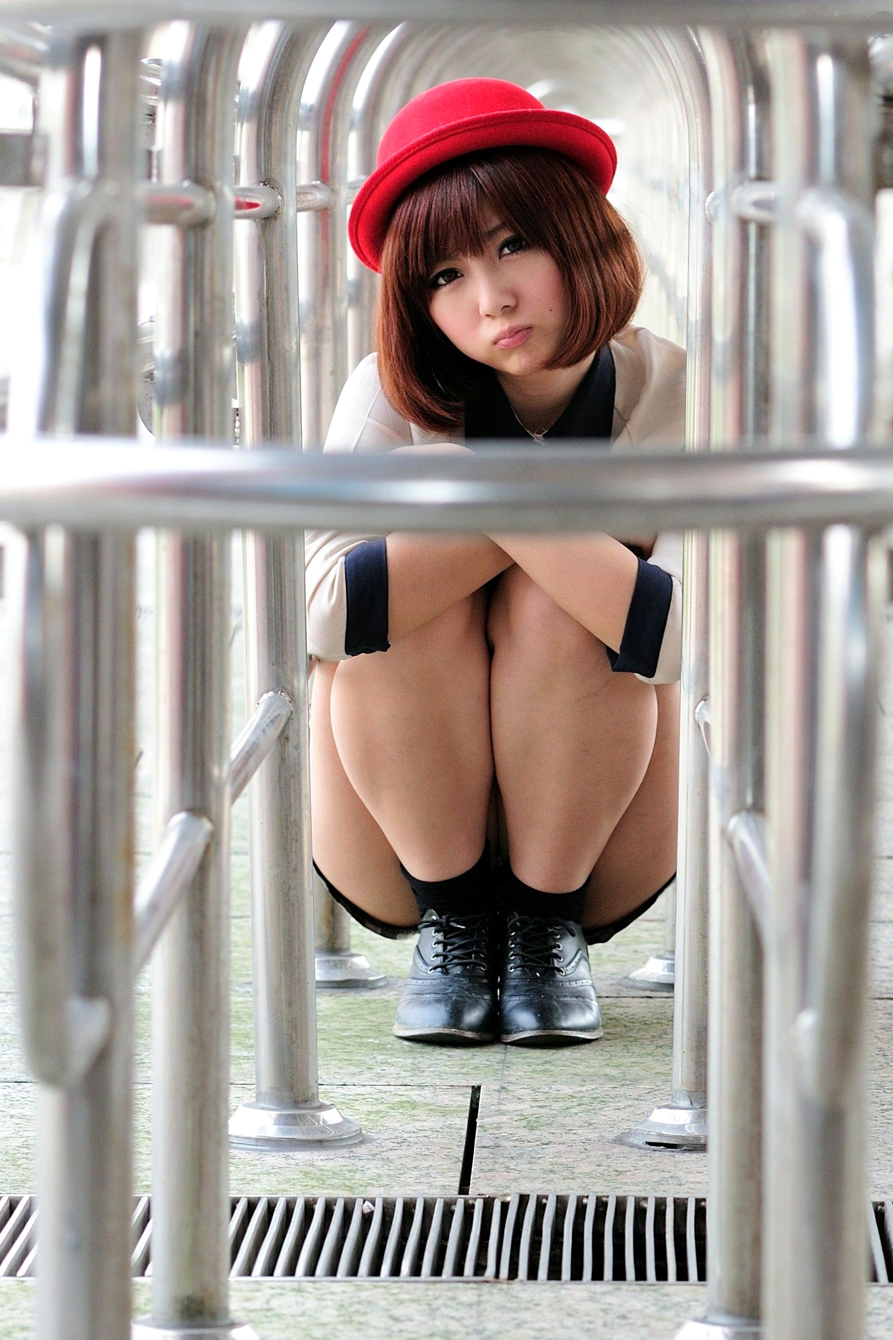 Gallery - 台湾短发美女小猪patty清新校园风写真，窗畔阳光下的文艺少女居家感街拍套图台湾清新街拍美腿治愈系 女神私房照_秀色女神 - image 28