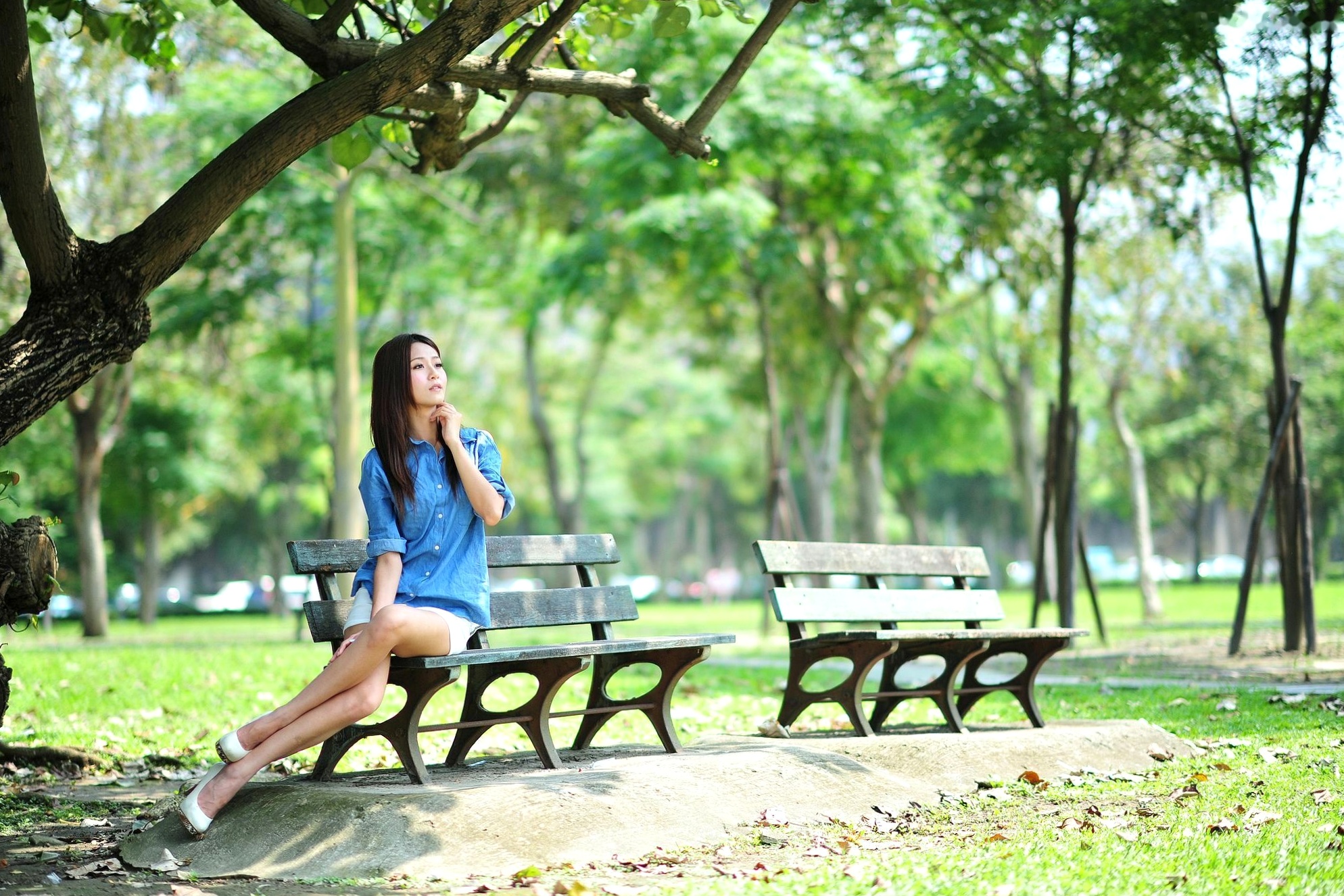 Gallery - 台湾正妹Winnie庄咏惠清新户外写真，邻家气质与甜美空姐制服诱惑台湾户外空姐制服清新 女神私房照_秀色女神 - image 18