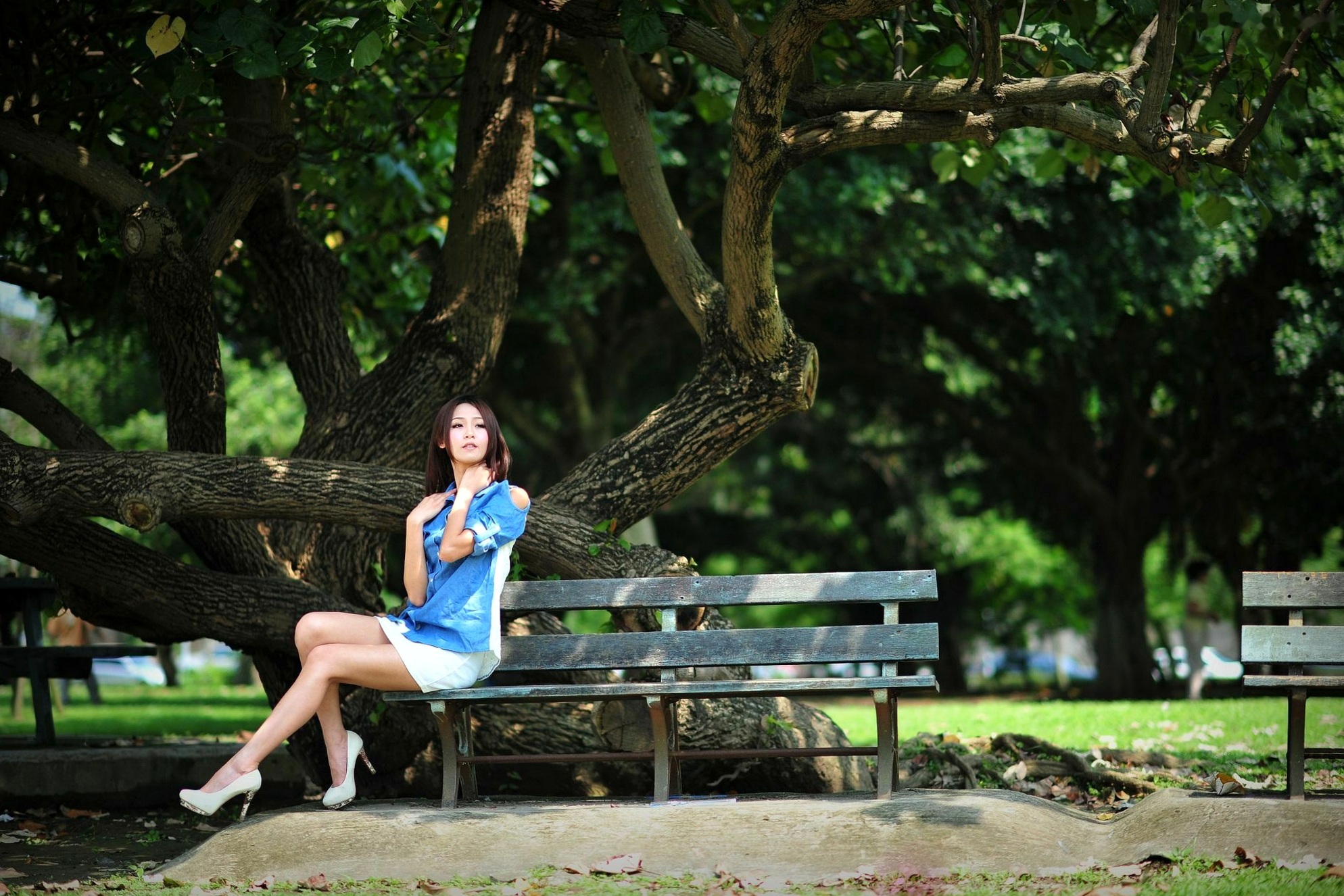 Gallery - 台湾正妹Winnie庄咏惠清新户外写真，邻家气质与甜美空姐制服诱惑台湾户外空姐制服清新 女神私房照_秀色女神 - image 28