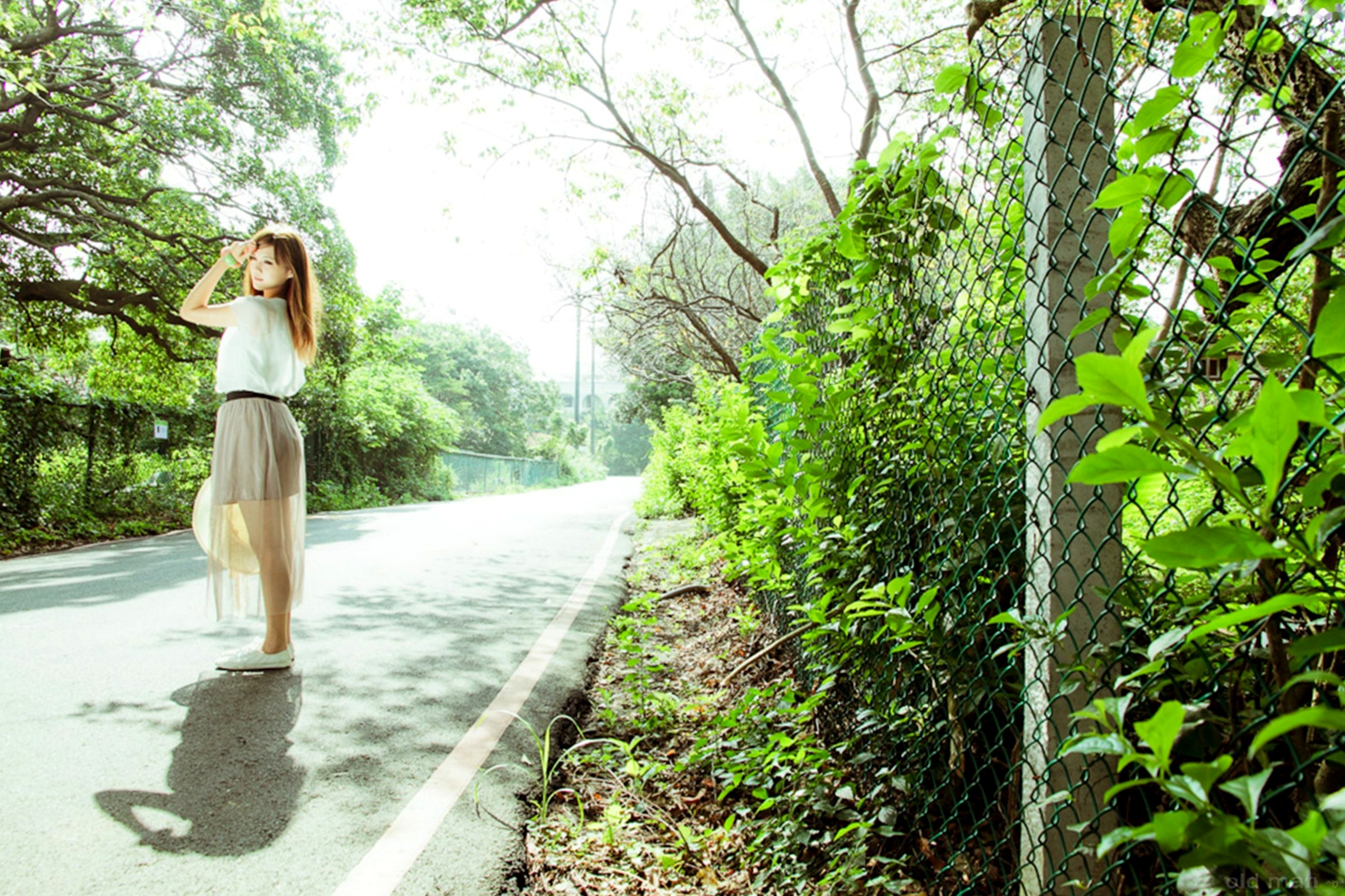 Gallery - 台湾模特 - model熊维妮《美军宿舍随拍》写真集：清新文艺女神的复古户外街拍与治愈系私房影像台湾清新治愈系街拍户外气质 女神私房照_秀色女神 - image 15