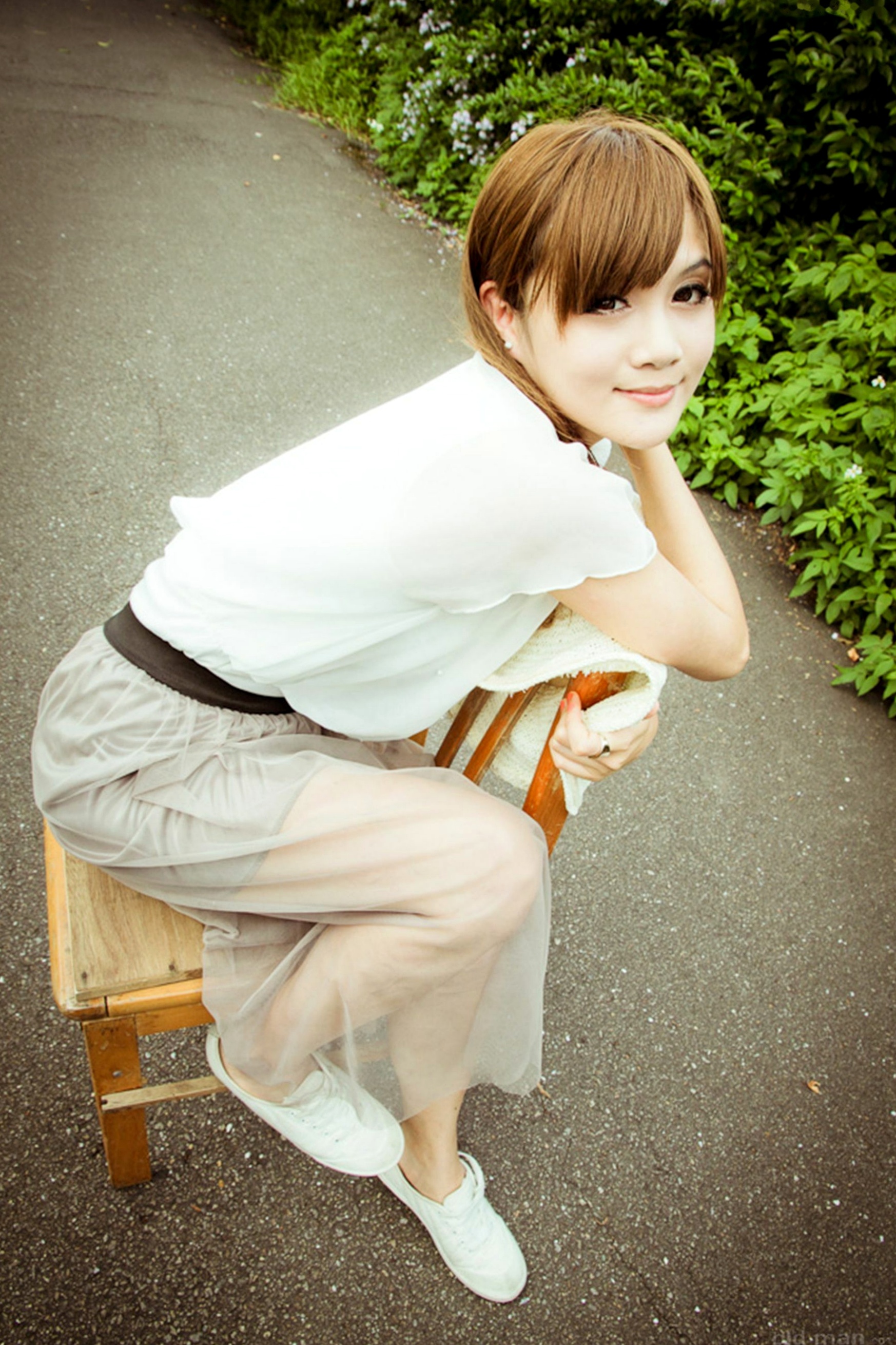 Gallery - 台湾模特 - model熊维妮《美军宿舍随拍》写真集：清新文艺女神的复古户外街拍与治愈系私房影像台湾清新治愈系街拍户外气质 女神私房照_秀色女神 - image 31
