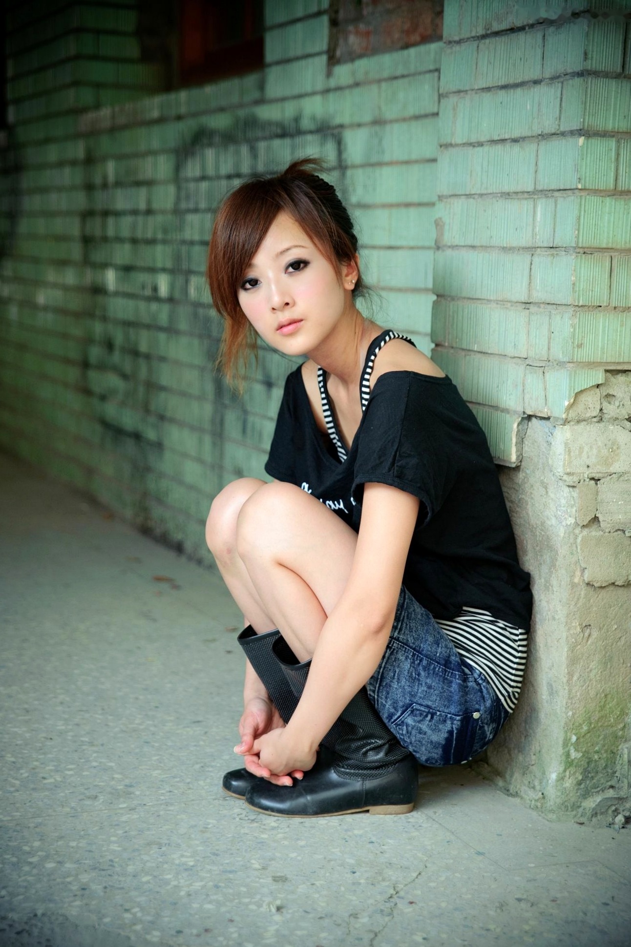 Gallery - 台湾正妹果子MM/张凯洁《华山文创园》清新街拍写真，户外文艺气质邻家女神私房合集台湾街拍清新气质治愈系 女神私房照_秀色女神 - image 39