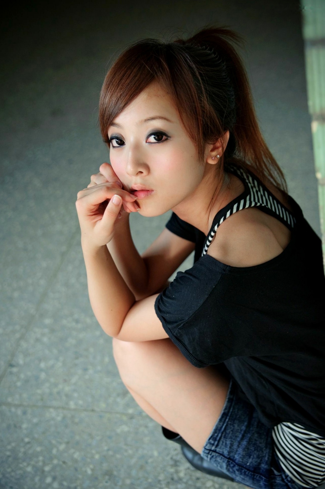 Gallery - 台湾正妹果子MM/张凯洁《华山文创园》清新街拍写真，户外文艺气质邻家女神私房合集台湾街拍清新气质治愈系 女神私房照_秀色女神 - image 40