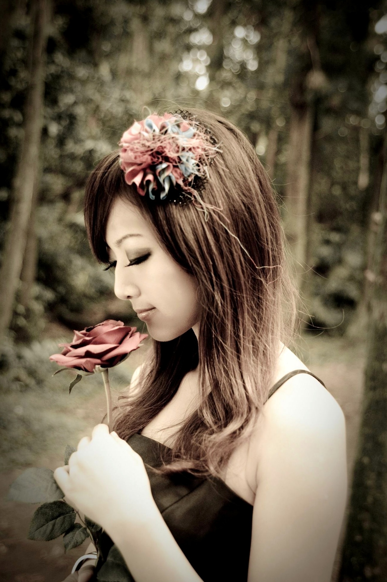 Gallery - 台湾正妹Mikako户外写真：白色圆舞曲的清新漫步与黑色执念的冷艳魅力台湾户外气质清新冷艳 女神私房照_秀色女神 - image 109