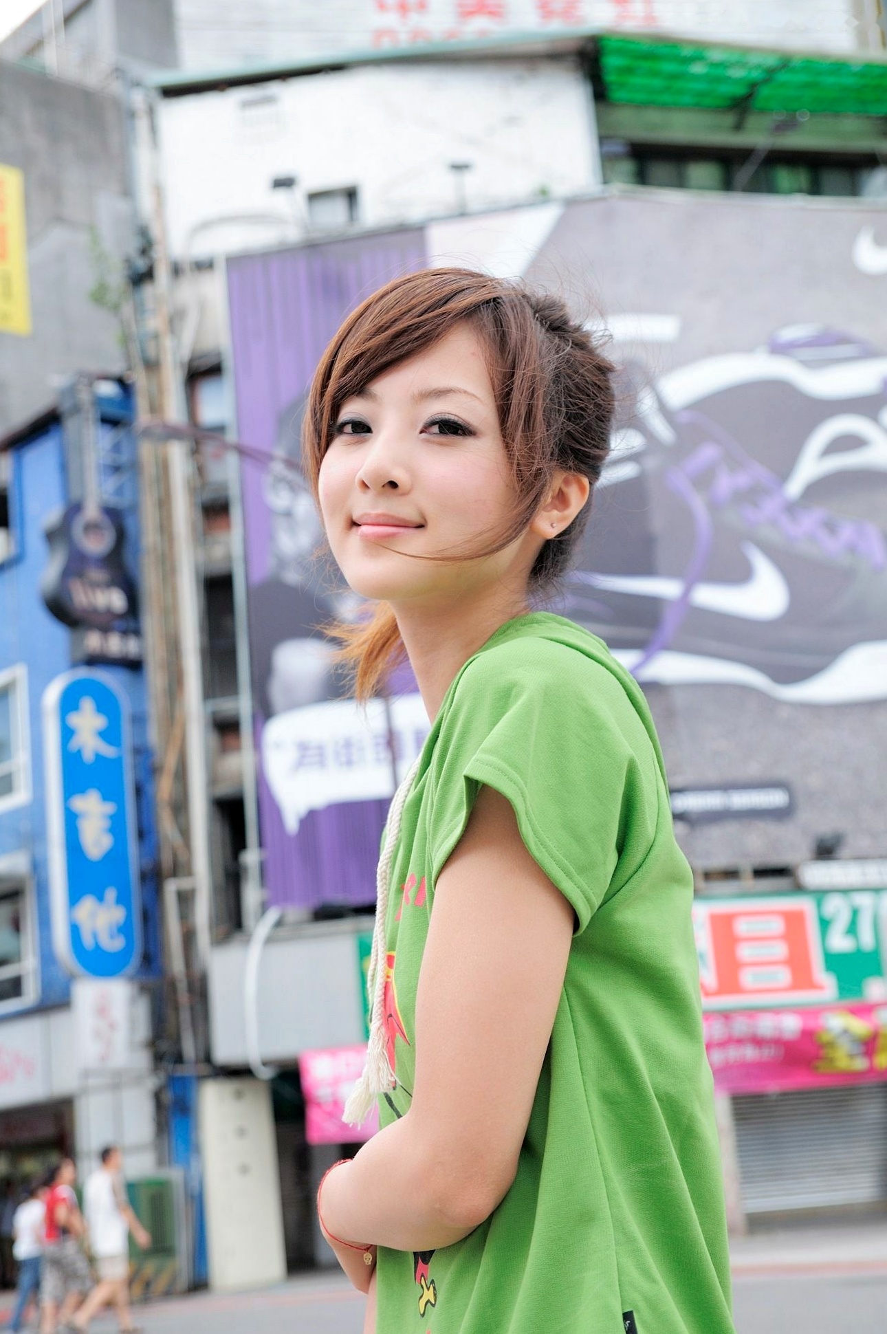 Gallery - 台湾正妹张允霏/张凯洁《西门町外拍》写真集，街拍清新少女风，户外休闲穿搭，气质女神甜美灵动台湾街拍户外清新女神 女神私房照_秀色女神 - image 19