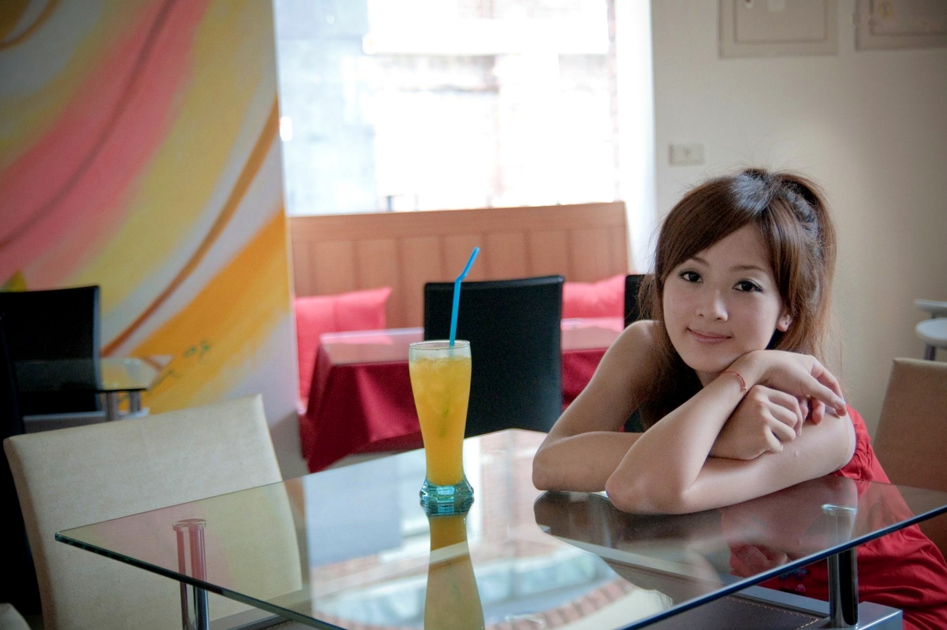 Gallery - 台湾正妹张允霏/张凯洁《西门町外拍》写真集，街拍清新少女风，户外休闲穿搭，气质女神甜美灵动台湾街拍户外清新女神 女神私房照_秀色女神 - image 54