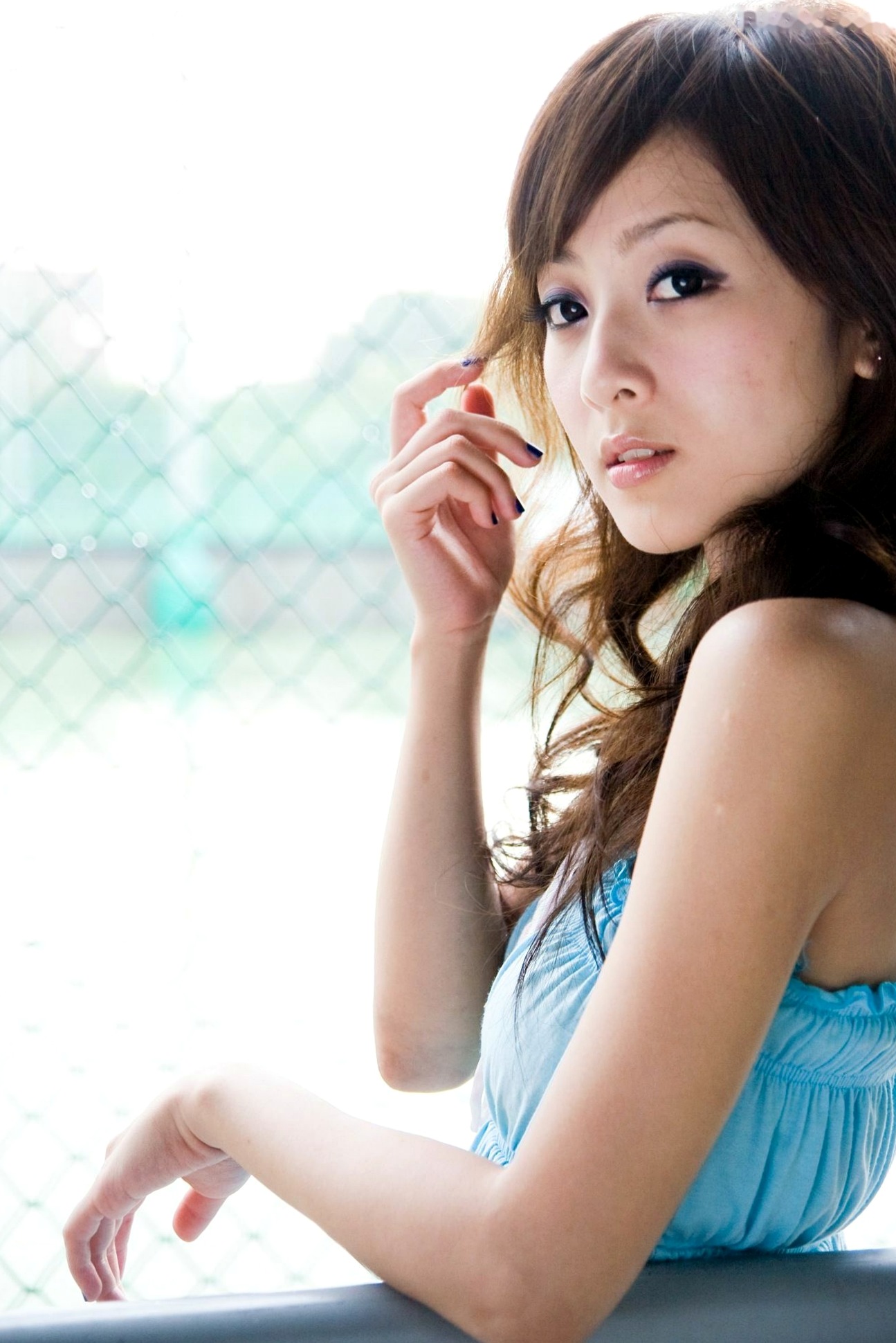 Gallery - 台湾正妹张允霏果子MM台大校园户外写真，清纯甜美系女神元气街拍休闲时光台湾清新治愈系户外 女神私房照_秀色女神 - image 90