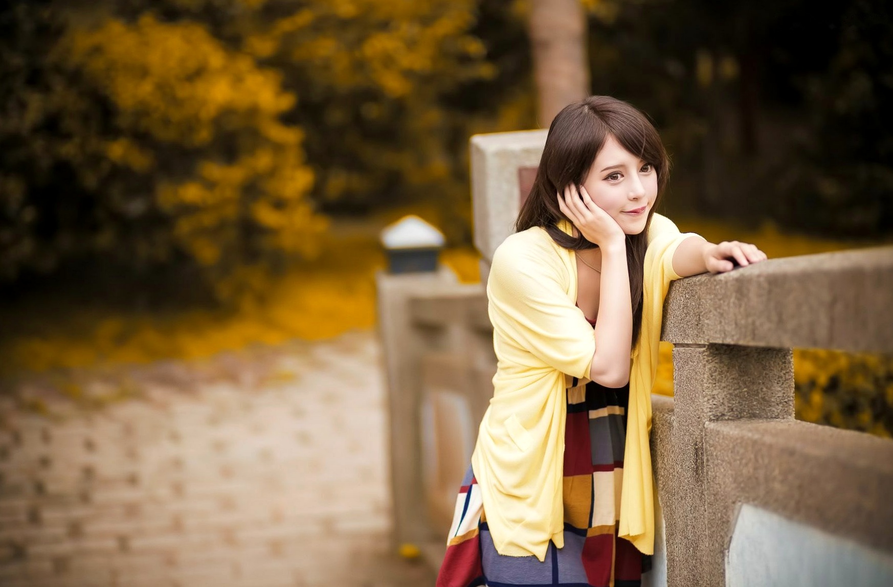 Gallery - 台湾正妹张齐郡JULIE《踏青》户外清纯甜美写真，清新治愈系街拍女神台湾清新户外治愈系女神 女神私房照_秀色女神 - image 5