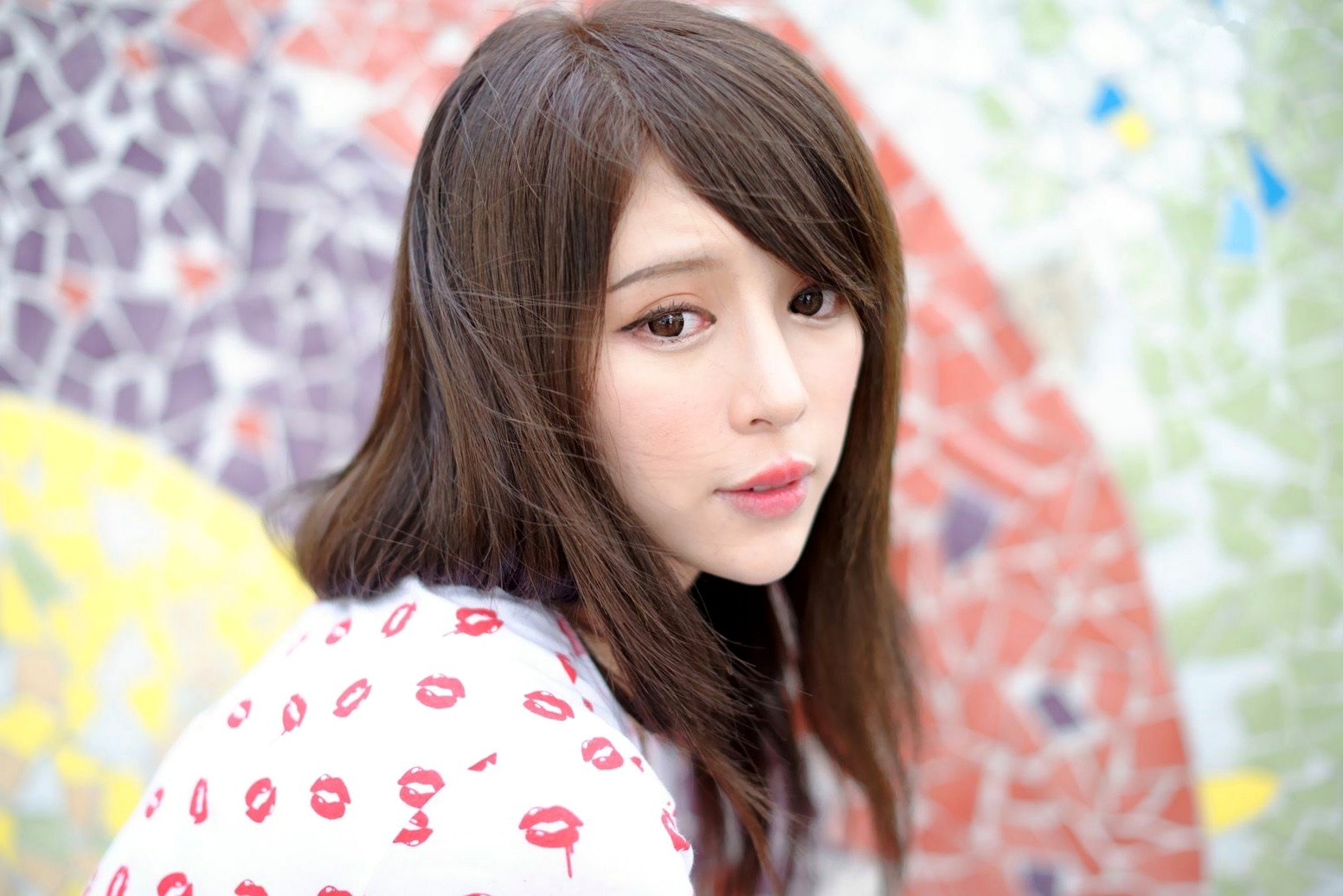 Gallery - 台湾正妹张齐郡JULIE《踏青》户外清纯甜美写真，清新治愈系街拍女神台湾清新户外治愈系女神 女神私房照_秀色女神 - image 47