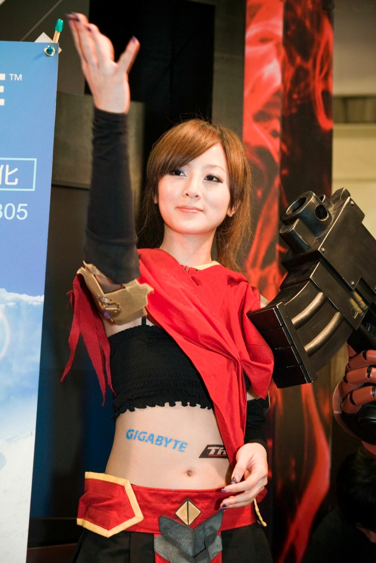 Gallery - 台湾正妹张凯洁/果子MM台北国际电玩展高清套图，身穿红色连帽Cosplay战袍，演绎甜美游戏展会女神风采台湾气质角色扮演女神 女神私房照_秀色女神 - image 47