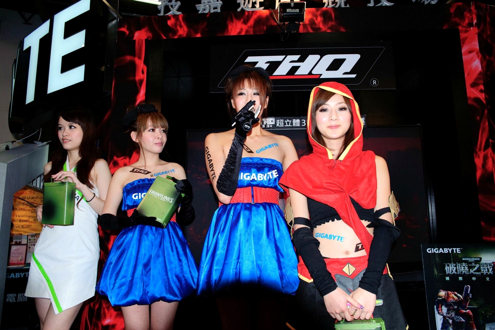 Gallery - 台湾正妹张凯洁/果子MM台北国际电玩展高清套图，身穿红色连帽Cosplay战袍，演绎甜美游戏展会女神风采台湾气质角色扮演女神 女神私房照_秀色女神 - image 66