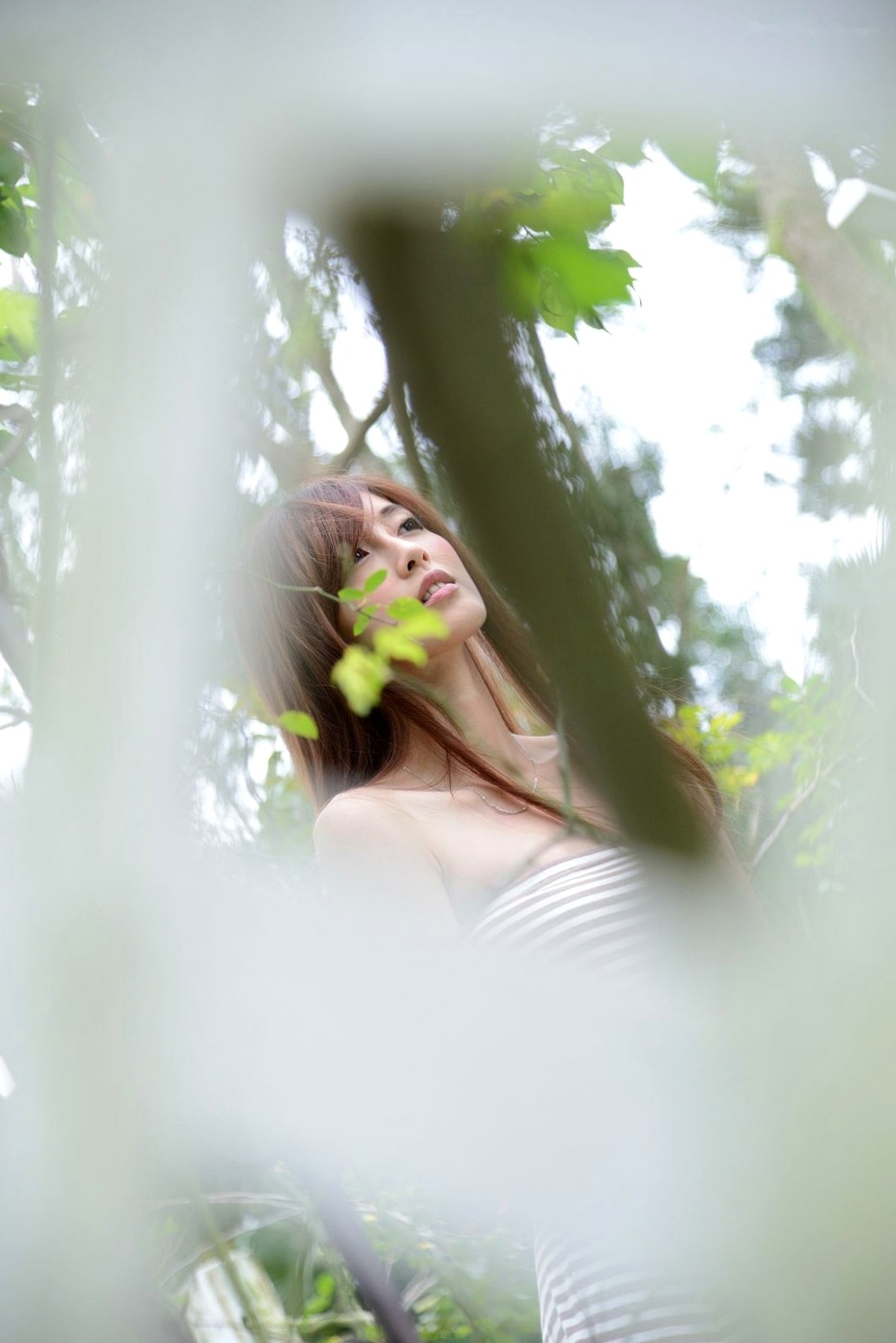 Gallery - 台湾正妹廖挺伶Kila晶晶户外写真，条纹抹胸短裙尽显修长美腿，清新甜美气质邻家少女台湾美腿清新治愈系户外 女神私房照_秀色女神 - image 45