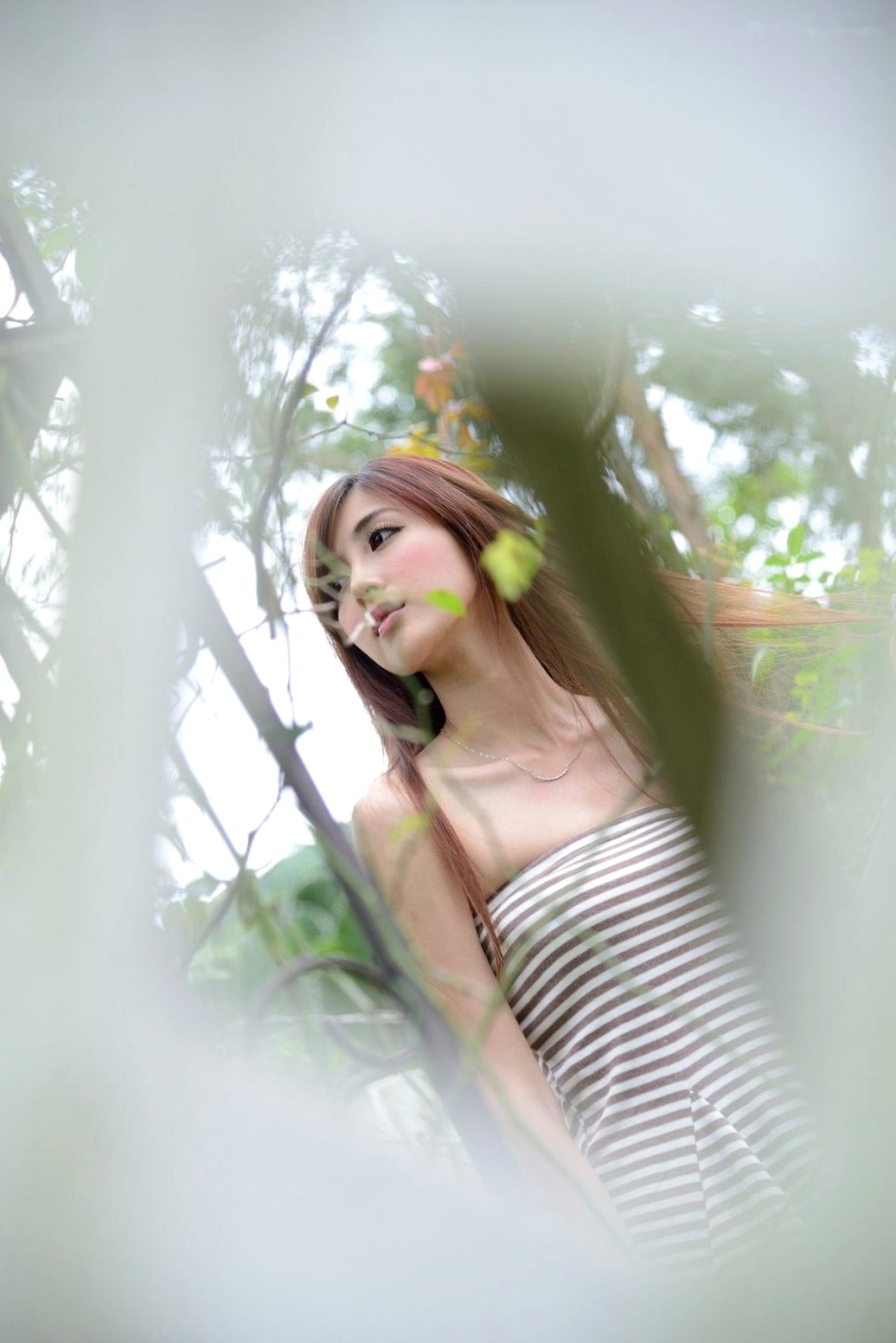 Gallery - 台湾正妹廖挺伶Kila晶晶户外写真，条纹抹胸短裙尽显修长美腿，清新甜美气质邻家少女台湾美腿清新治愈系户外 女神私房照_秀色女神 - image 47