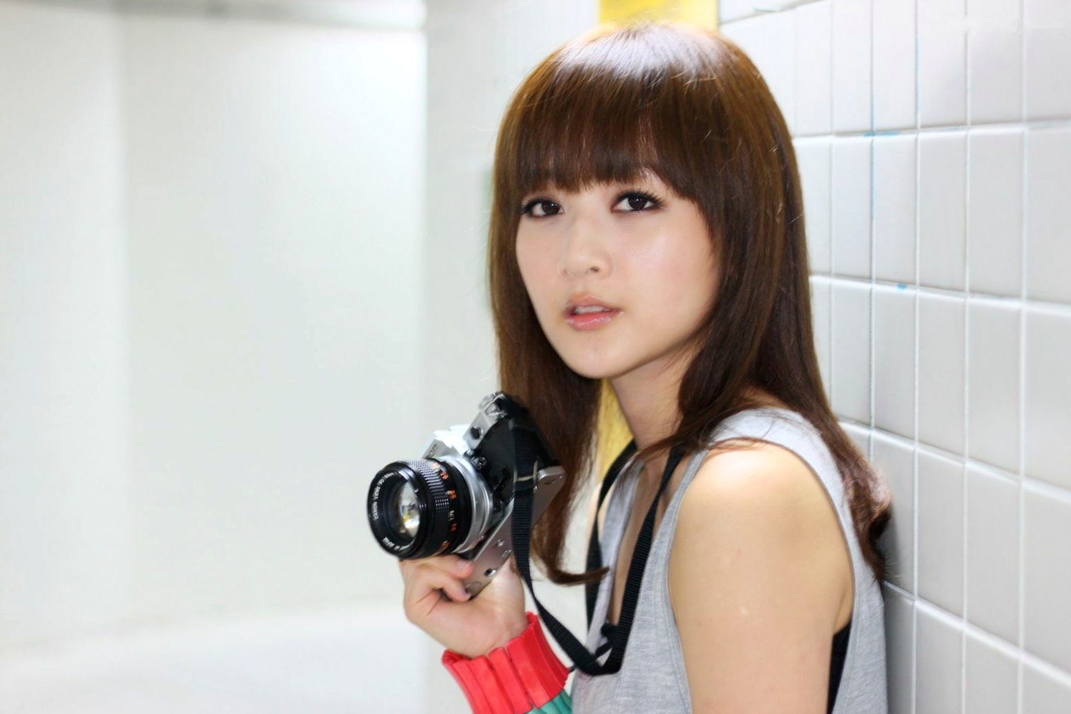 Gallery - 台湾正妹张允霏果子MM士林街头清新外拍，治愈系甜美夏日写真台湾清新治愈系街拍女神 女神私房照_秀色女神 - image 1