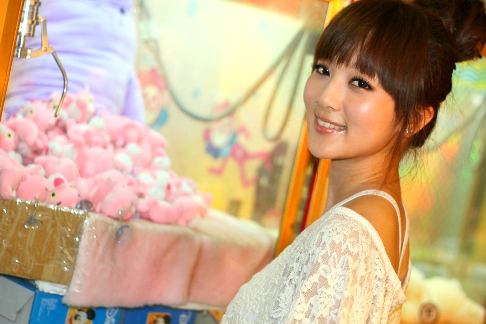 Gallery - 台湾正妹张允霏果子MM士林街头清新外拍，治愈系甜美夏日写真台湾清新治愈系街拍女神 女神私房照_秀色女神 - image 120