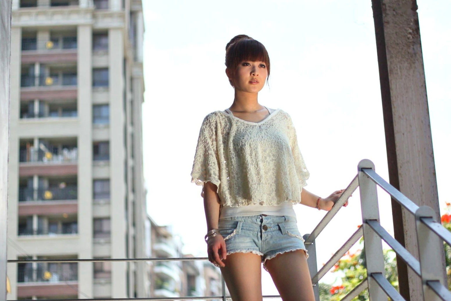 Gallery - 台湾正妹张允霏果子MM士林街头清新外拍，治愈系甜美夏日写真台湾清新治愈系街拍女神 女神私房照_秀色女神 - image 187