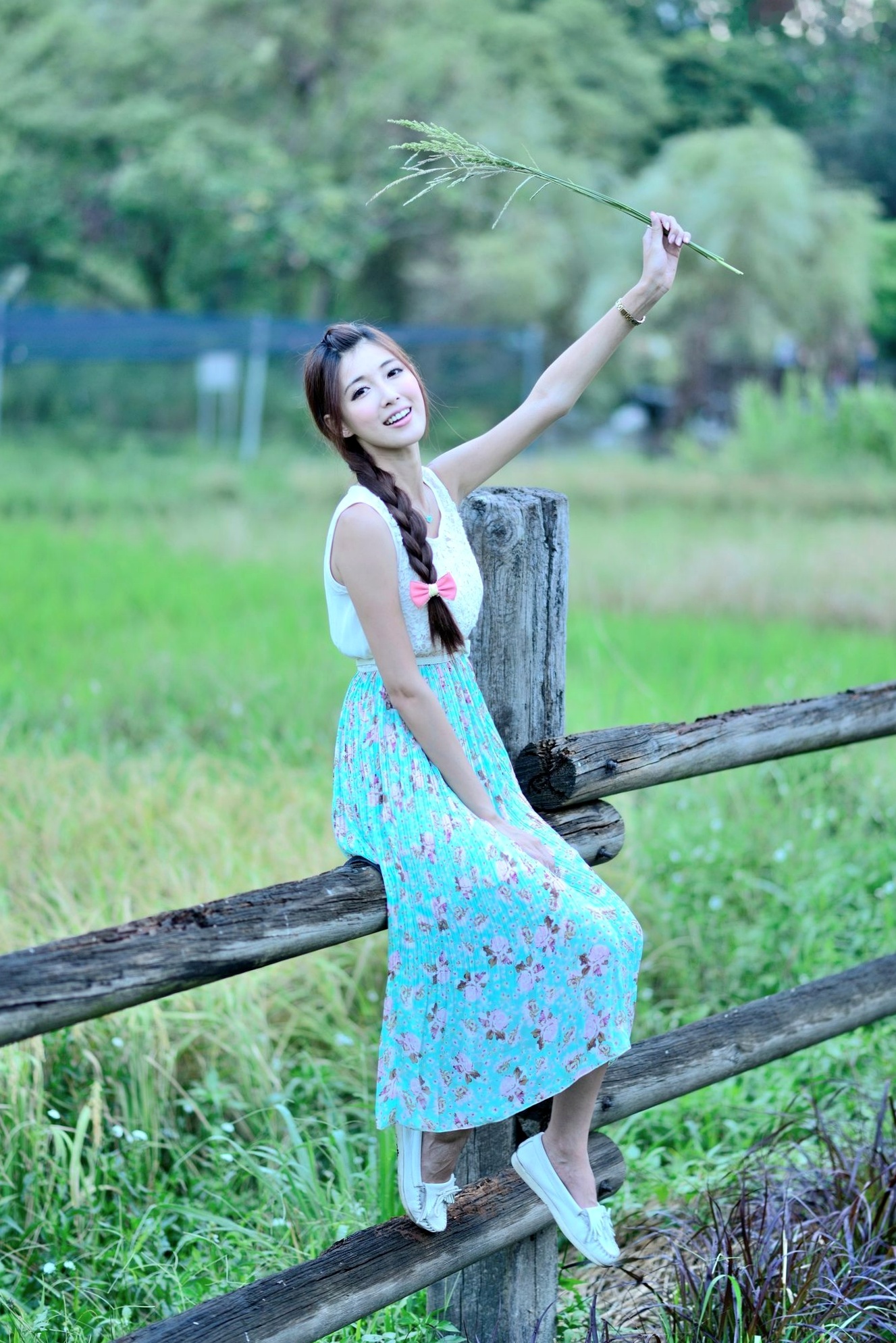 Gallery - 台湾正妹Kila晶晶/金允乔：清纯田园风碎花长裙户外治愈系写真台湾户外清新治愈系气质 女神私房照_秀色女神 - image 5