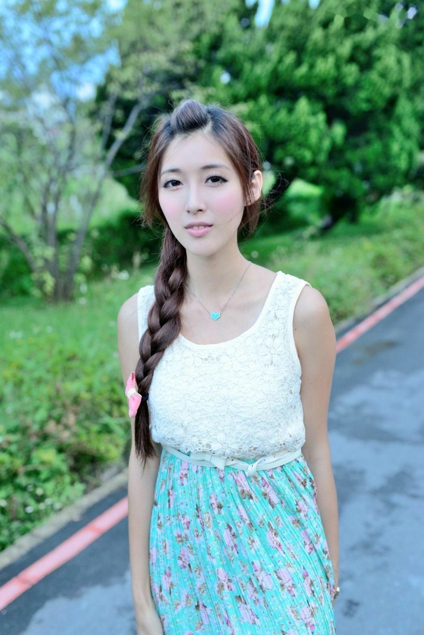 Gallery - 台湾正妹Kila晶晶/金允乔：清纯田园风碎花长裙户外治愈系写真台湾户外清新治愈系气质 女神私房照_秀色女神 - image 27